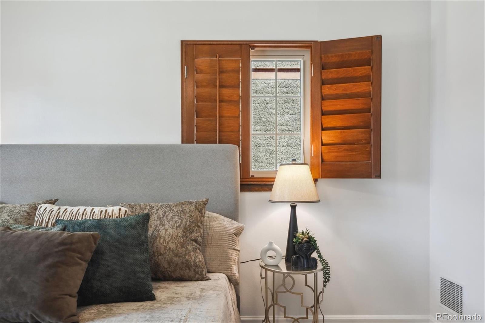 MLS Image #15 for 4434  grove street,denver, Colorado