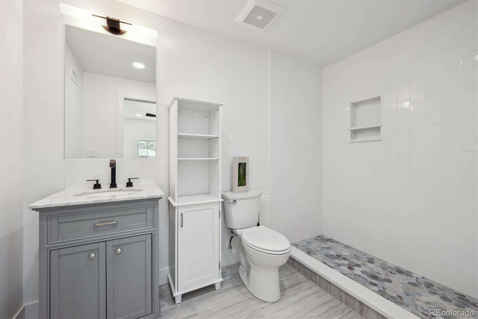 MLS Image #22 for 4434  grove street,denver, Colorado