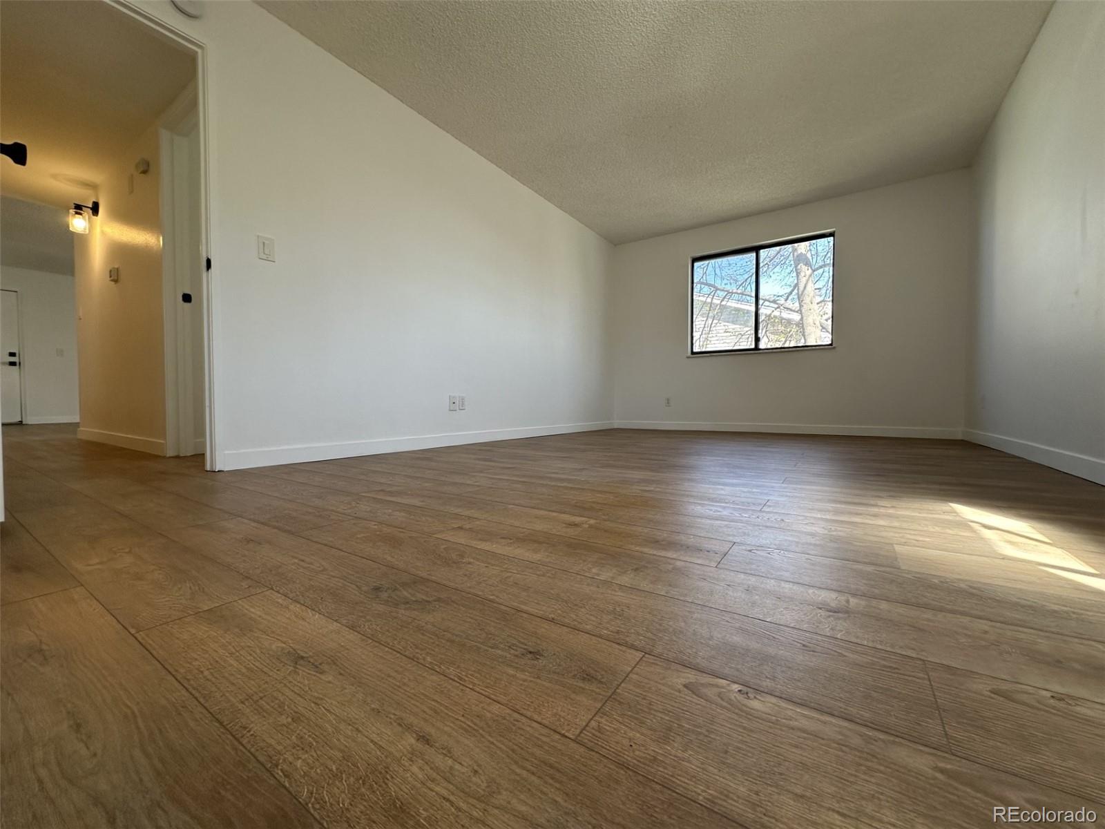MLS Image #8 for 943 s zeno way,aurora, Colorado
