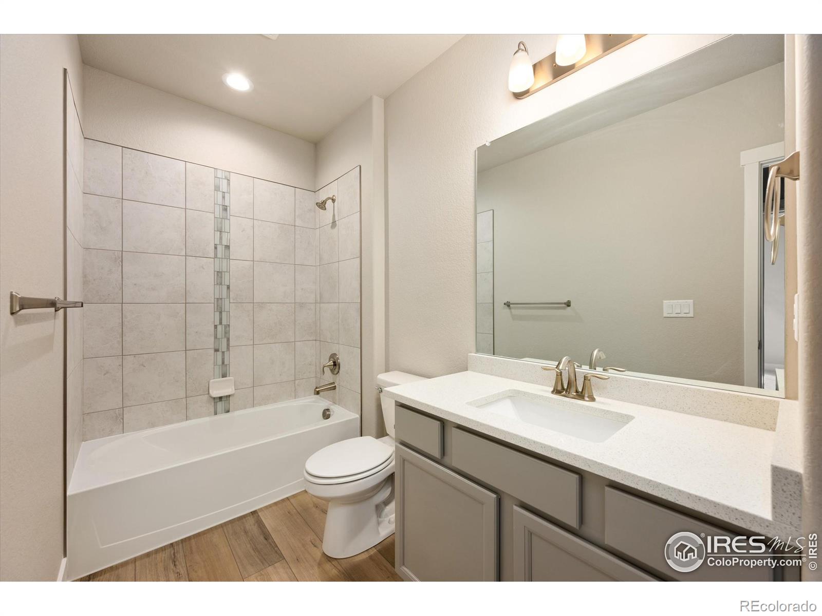 MLS Image #25 for 4532  big horn parkway,johnstown, Colorado