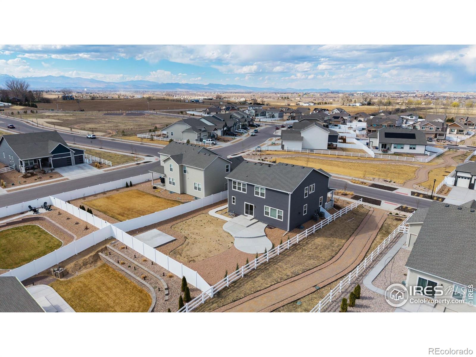 MLS Image #26 for 4532  big horn parkway,johnstown, Colorado
