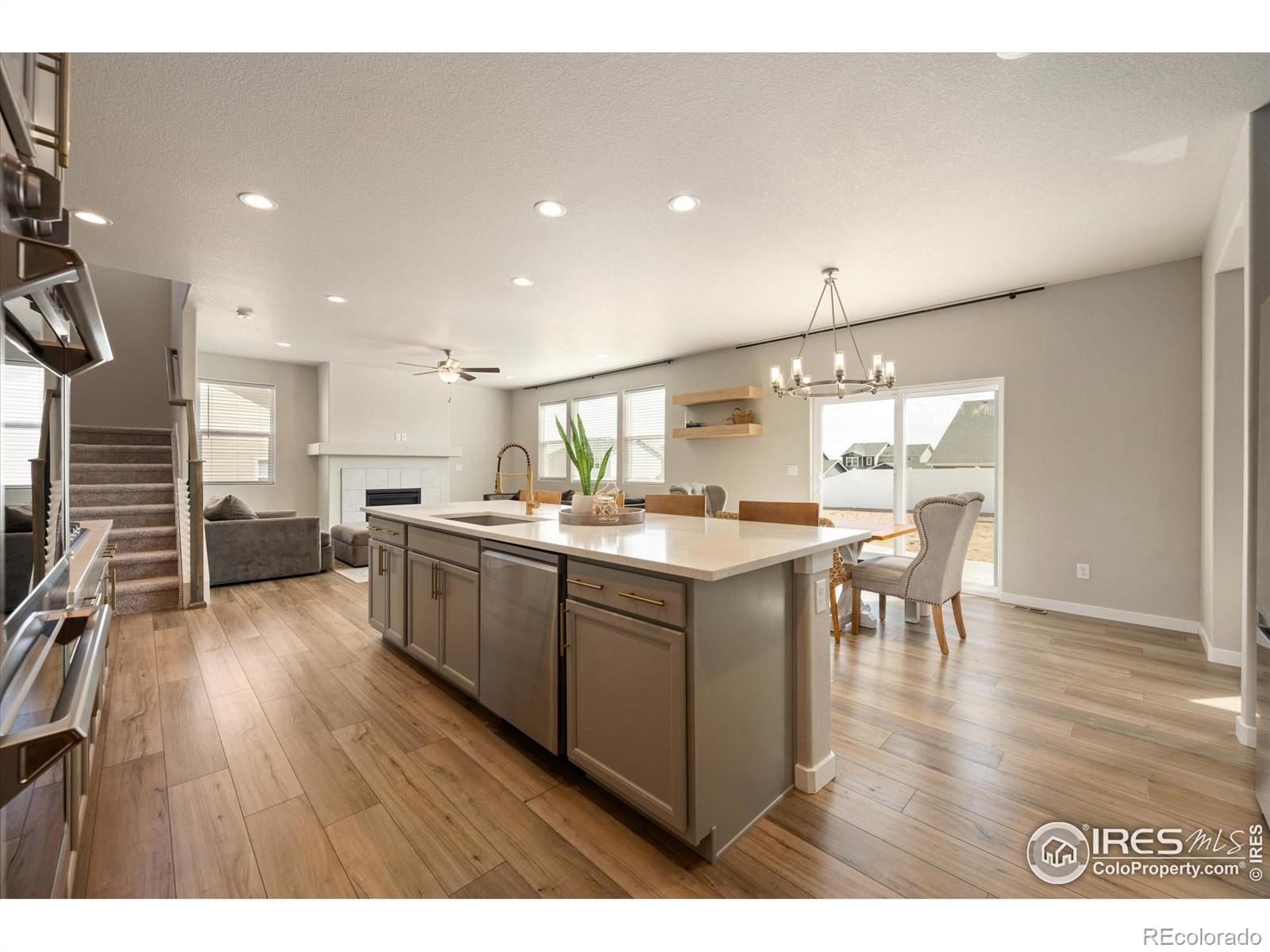 MLS Image #6 for 4532  big horn parkway,johnstown, Colorado