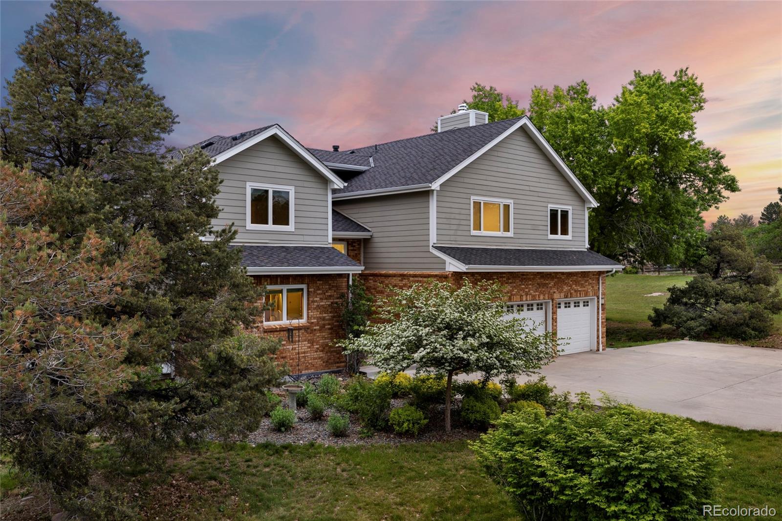 MLS Image #2 for 7883 s espana way,centennial, Colorado