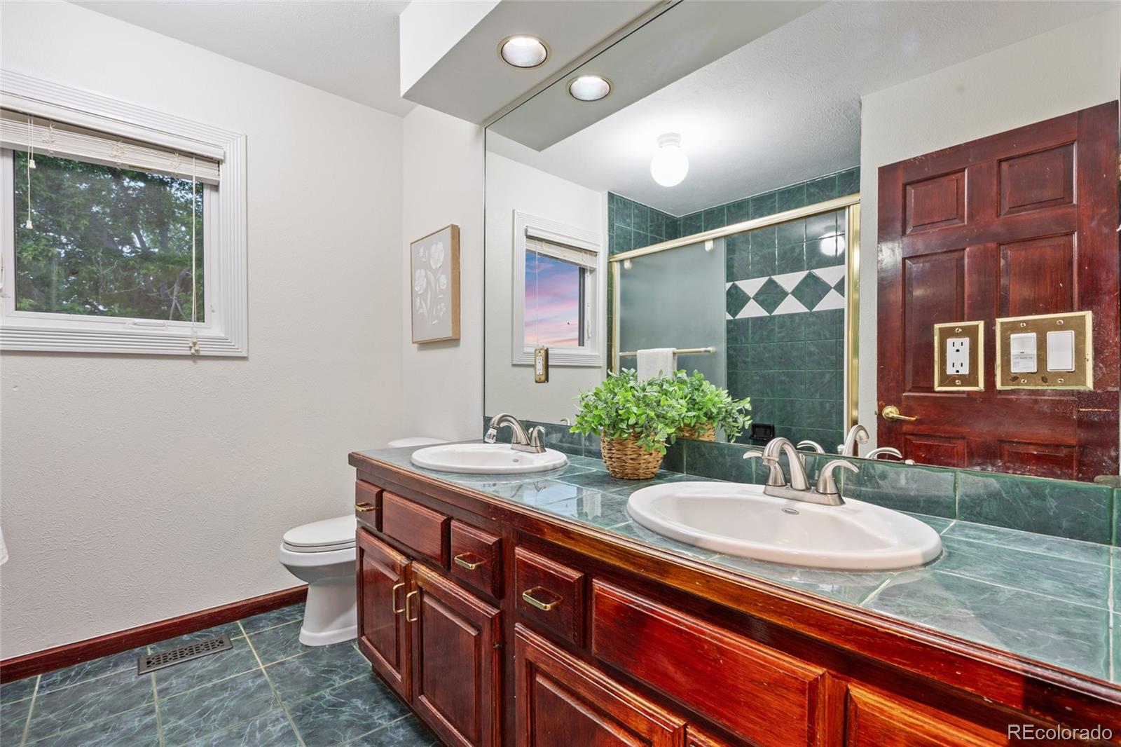 MLS Image #38 for 7883 s espana way,centennial, Colorado