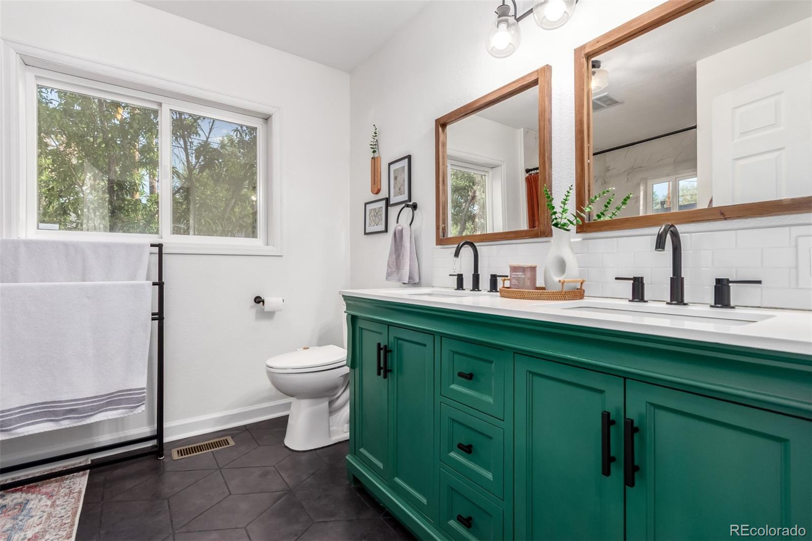 MLS Image #13 for 2658 w 1st avenue,denver, Colorado