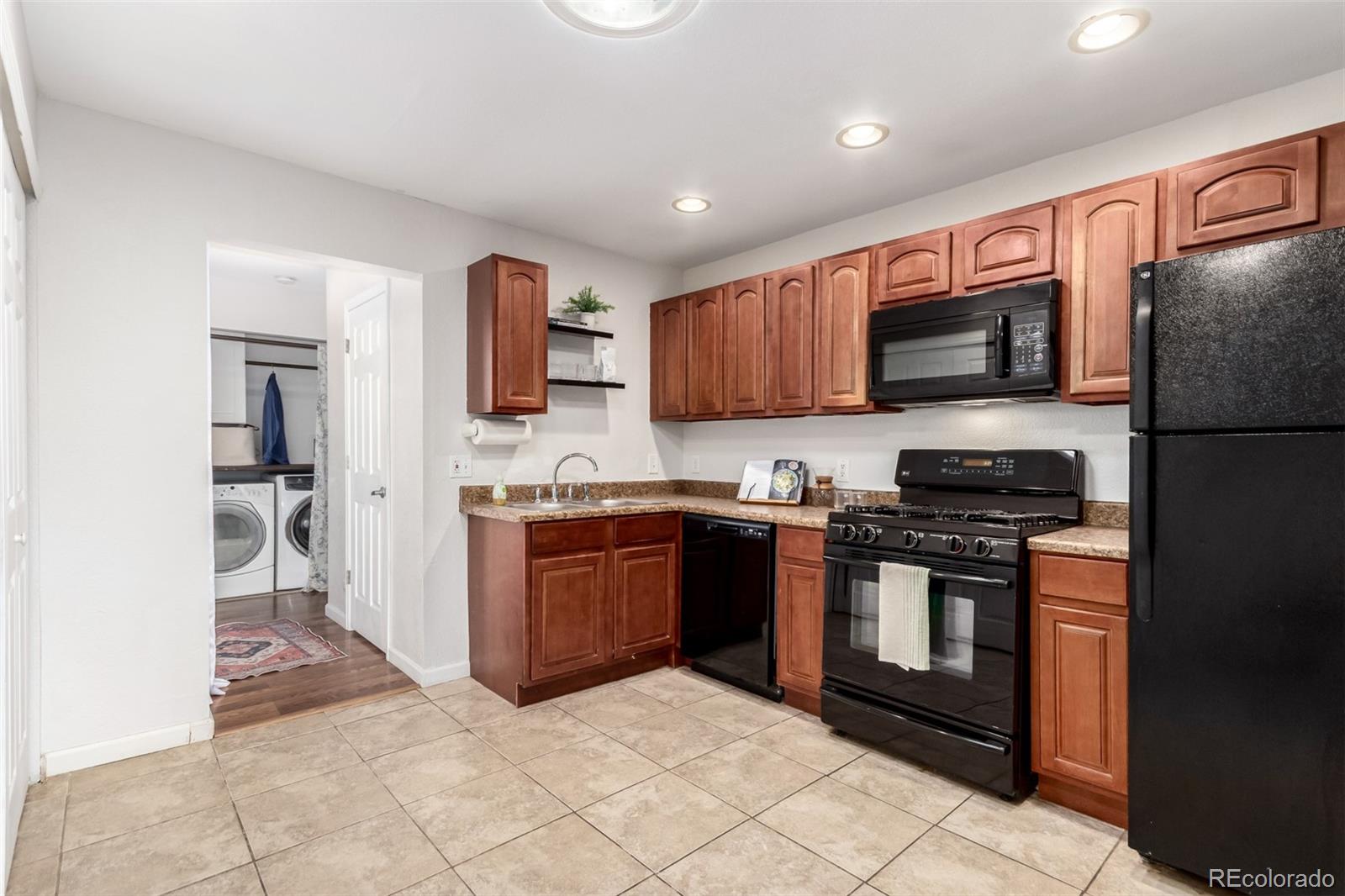 MLS Image #7 for 2658 w 1st avenue,denver, Colorado