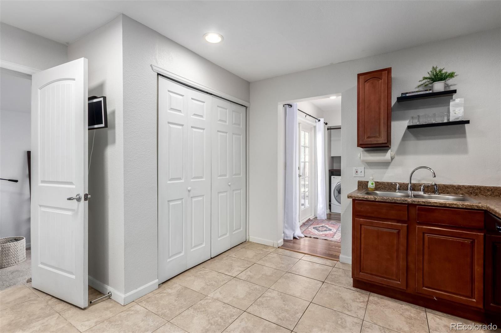 MLS Image #8 for 2658 w 1st avenue,denver, Colorado