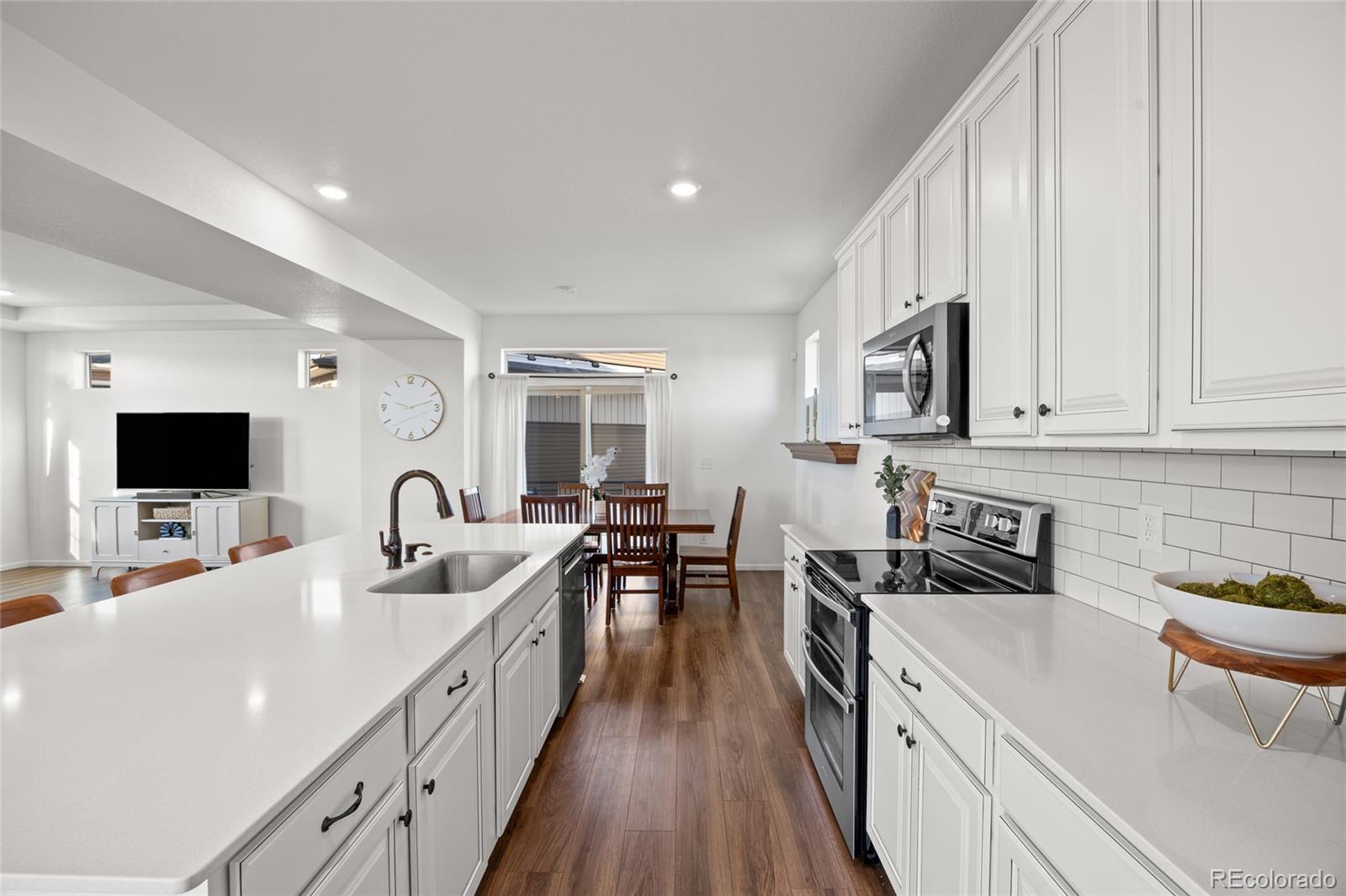 MLS Image #3 for 10200  xanadu street,commerce city, Colorado