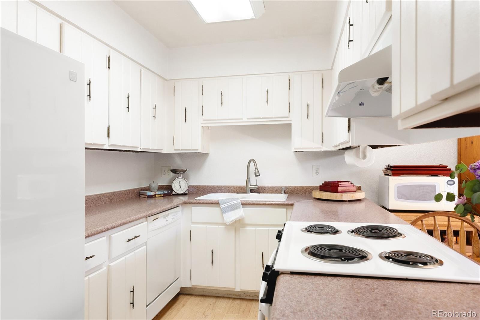 MLS Image #8 for 6495 e happy canyon road,denver, Colorado