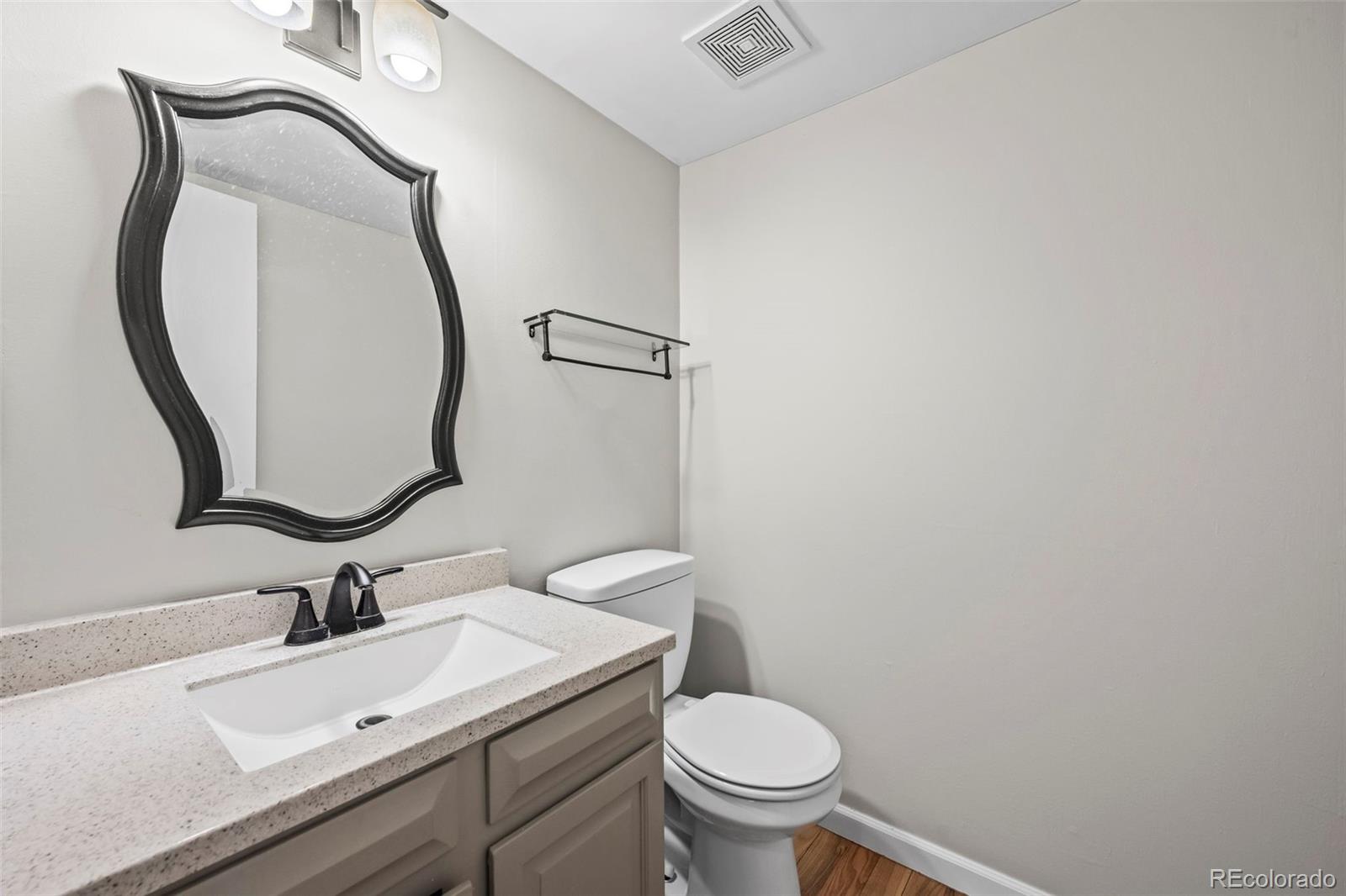 MLS Image #11 for 2748 s kenton court,aurora, Colorado