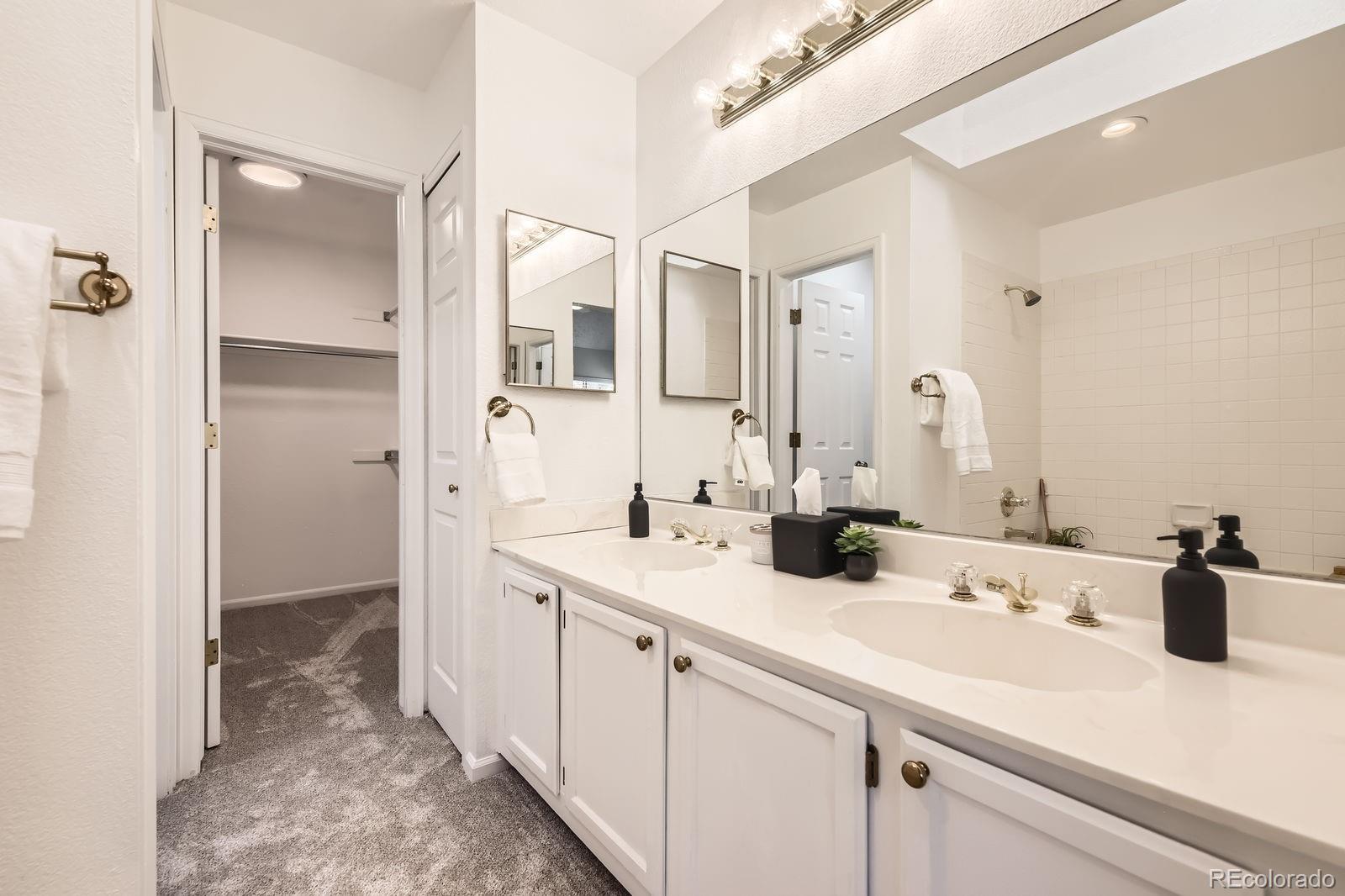 MLS Image #12 for 5016 s nelson street,littleton, Colorado