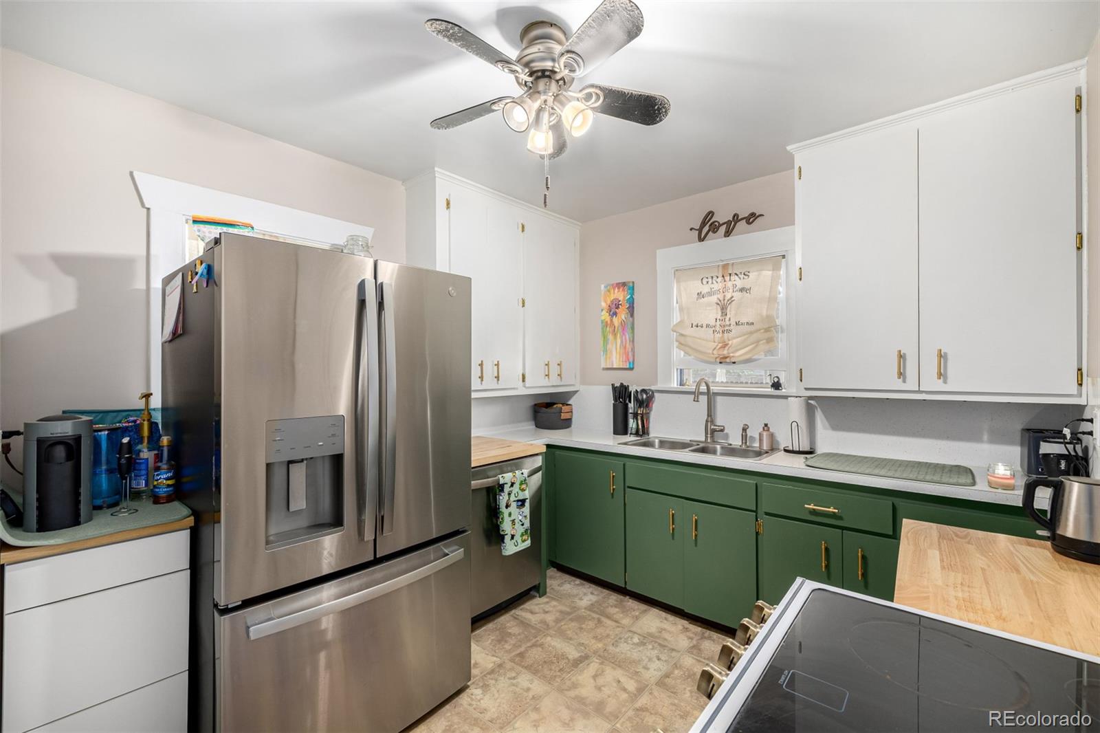 MLS Image #12 for 2564 s acoma street,denver, Colorado