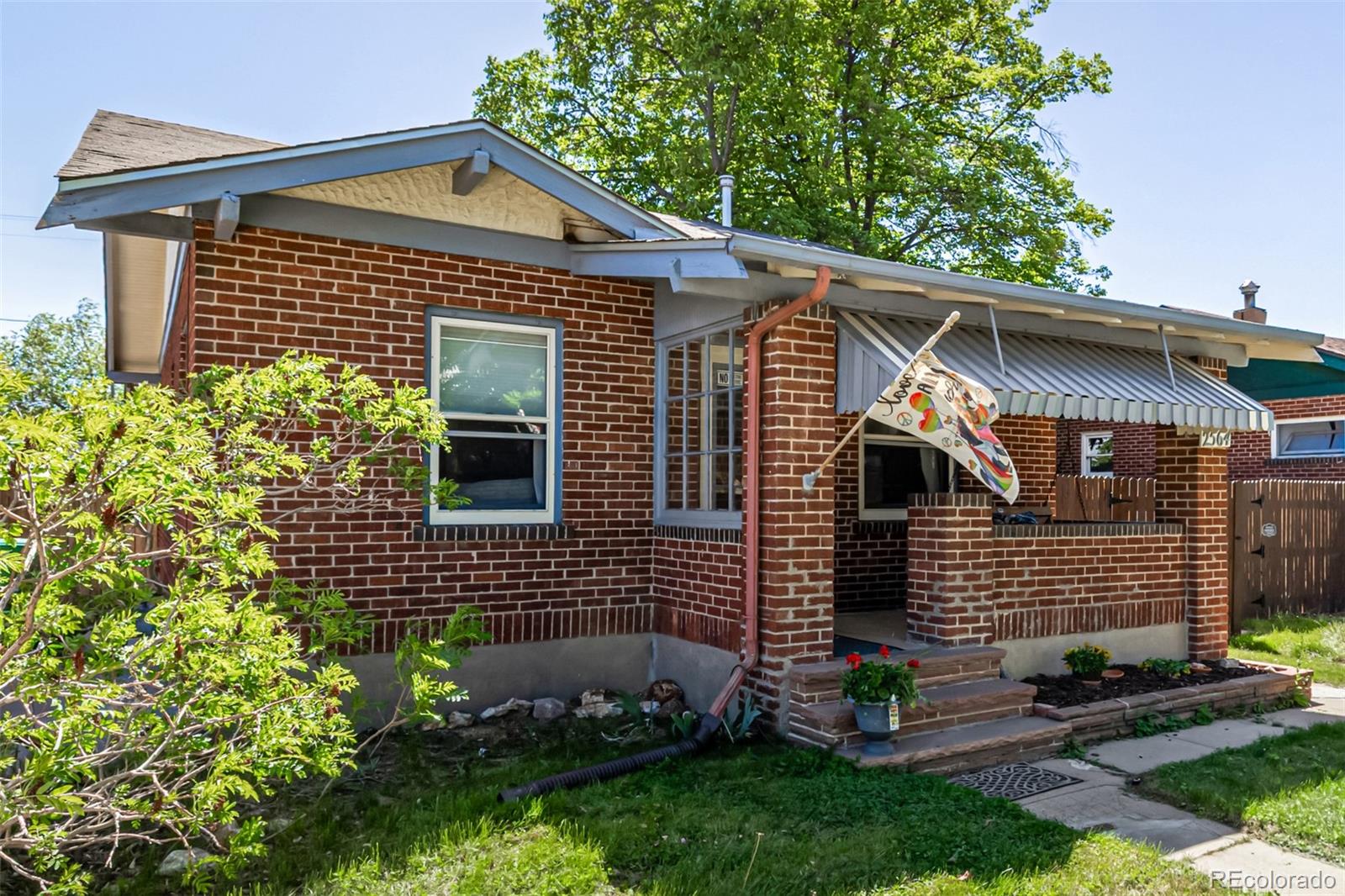 MLS Image #3 for 2564 s acoma street,denver, Colorado