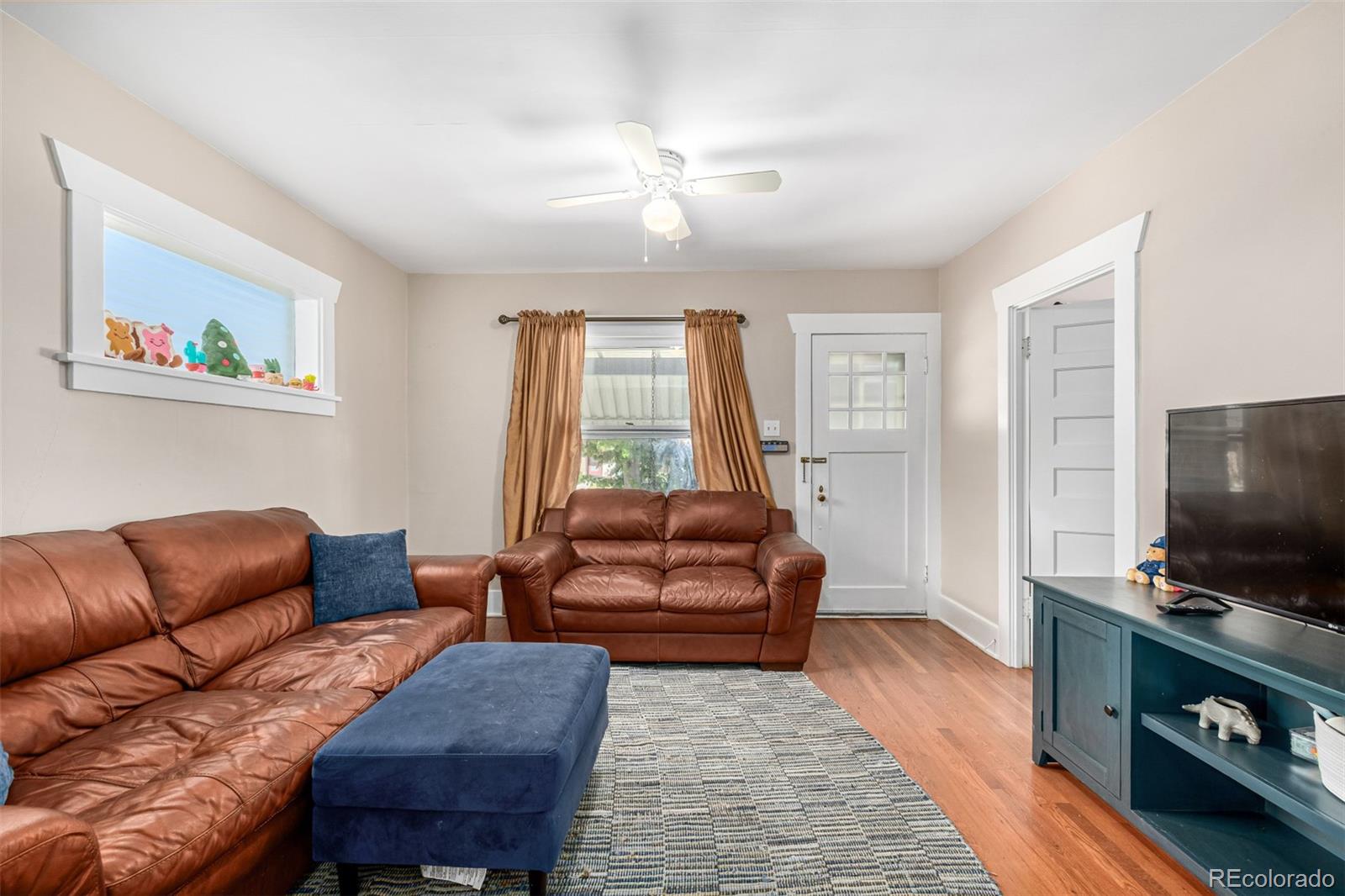 MLS Image #7 for 2564 s acoma street,denver, Colorado