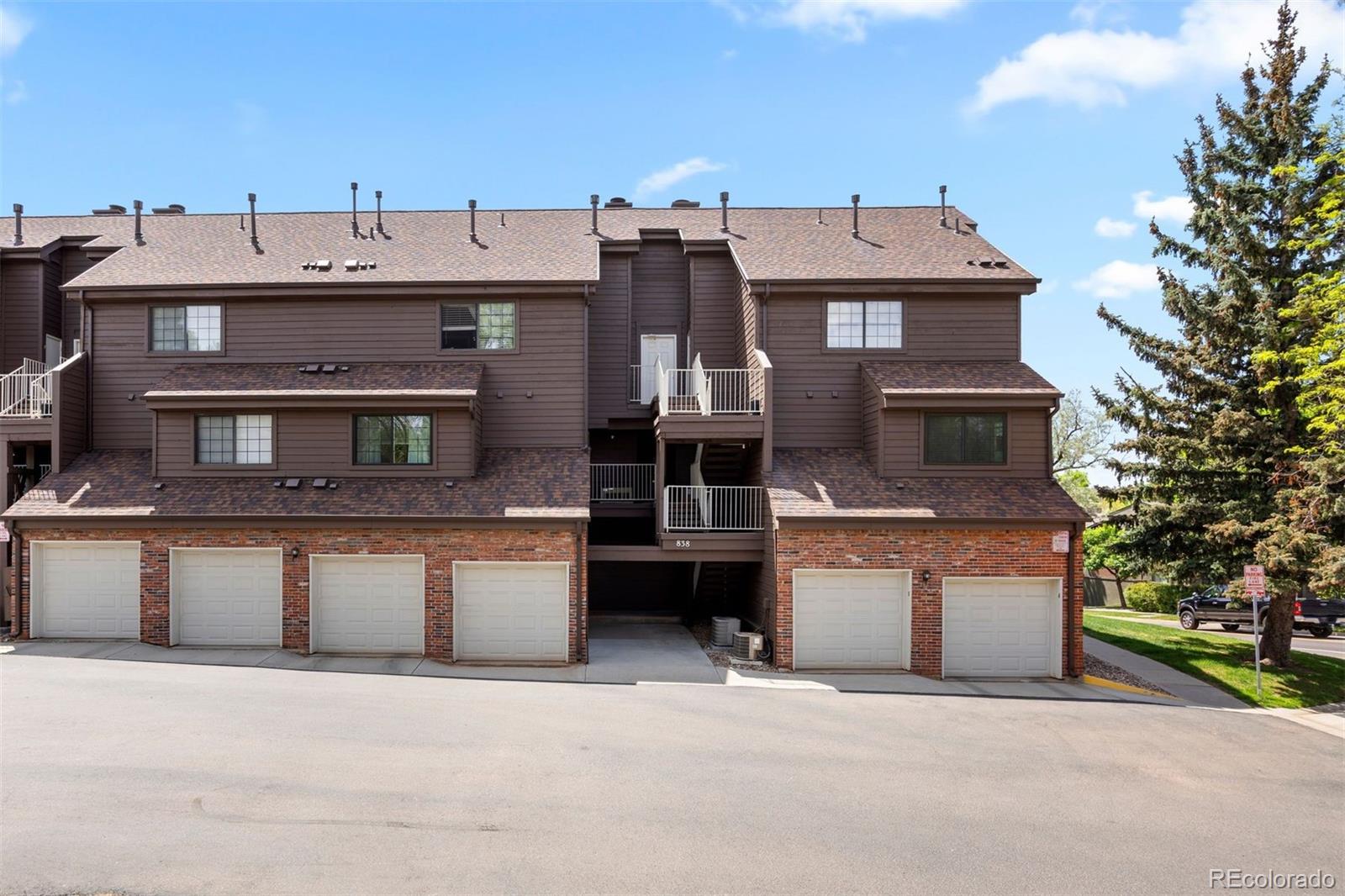 MLS Image #22 for 838 s vance street,lakewood, Colorado