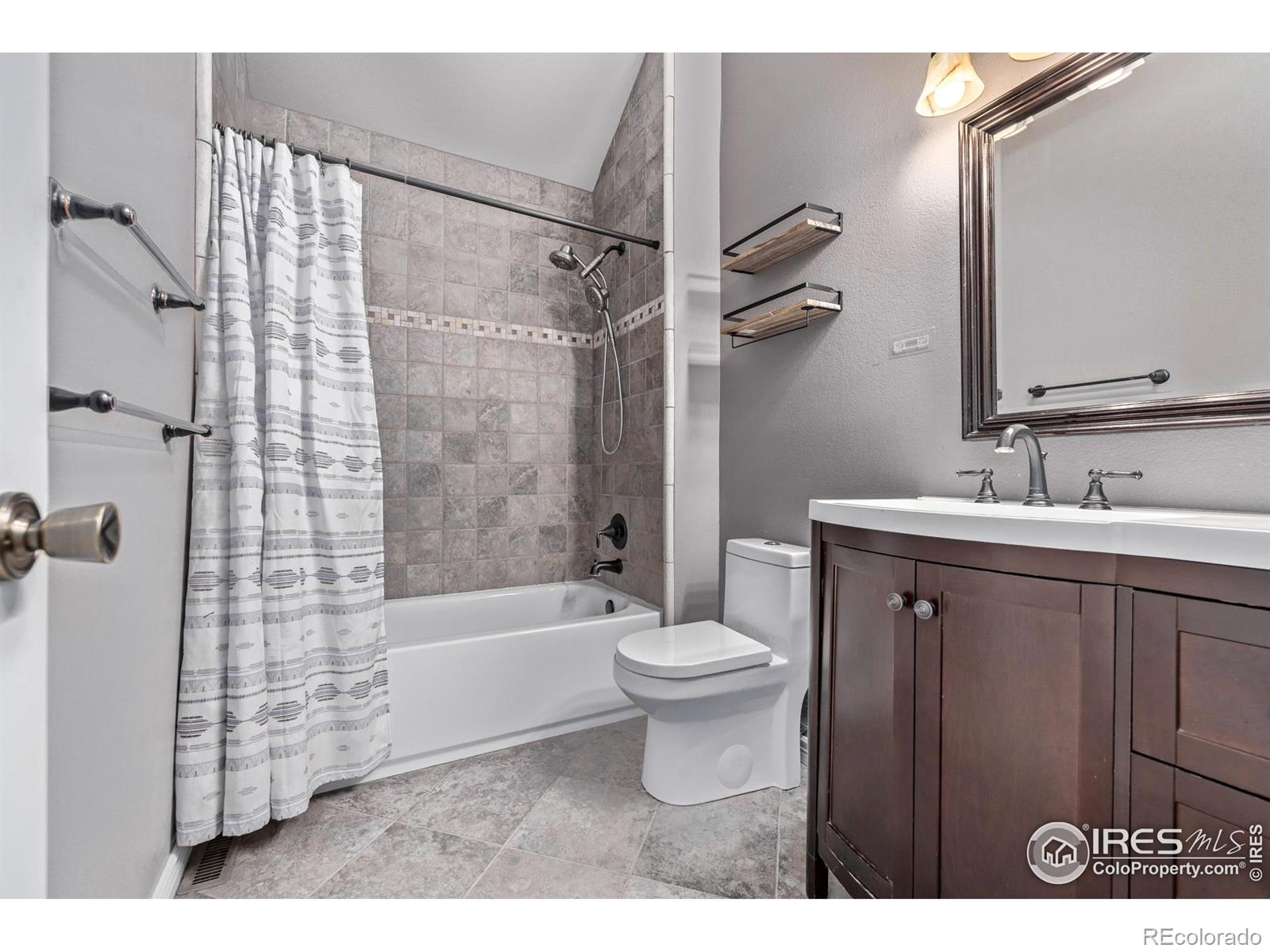 MLS Image #15 for 5298 s zeno way,centennial, Colorado