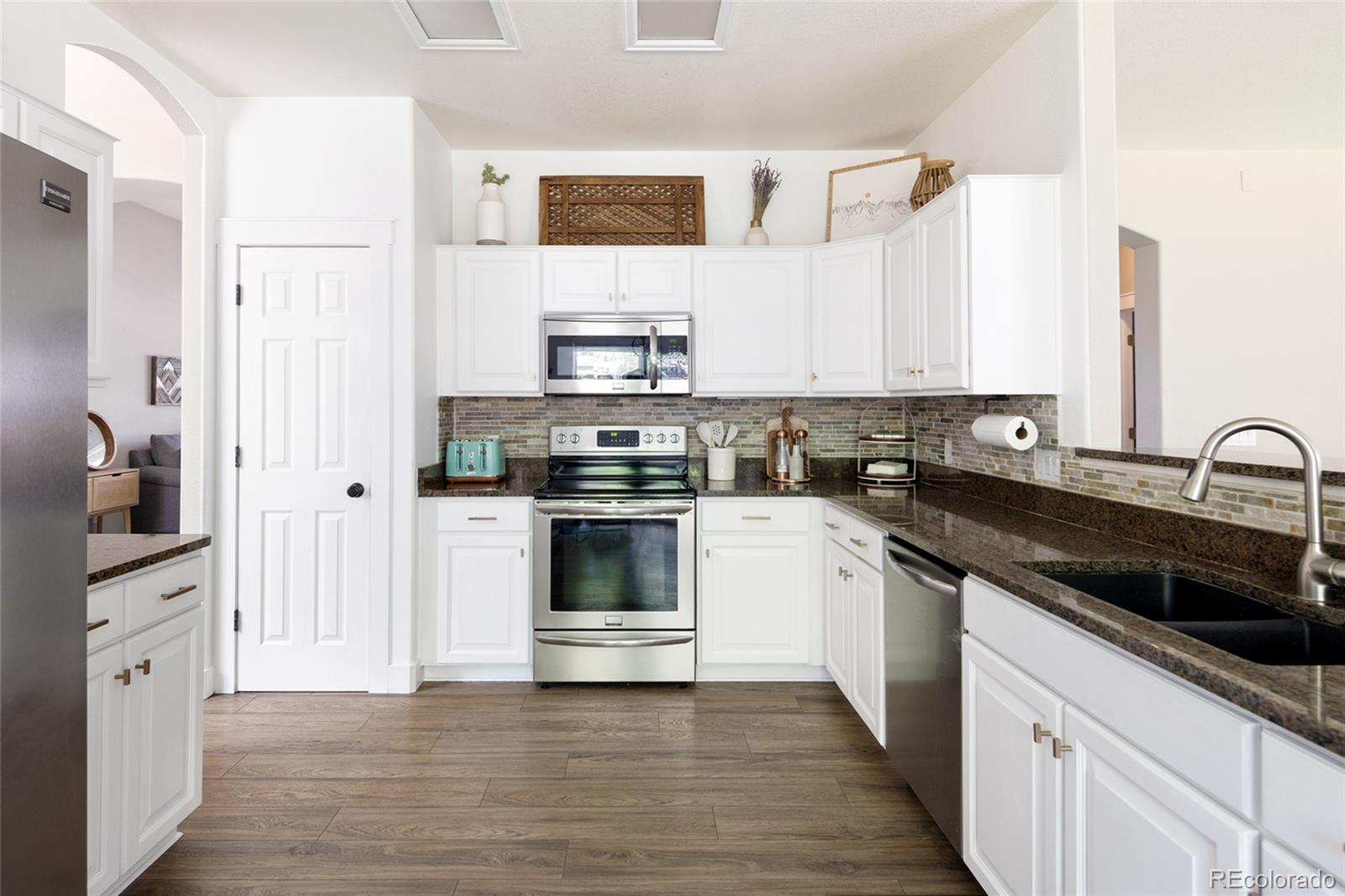 MLS Image #15 for 13777 w amherst way,lakewood, Colorado