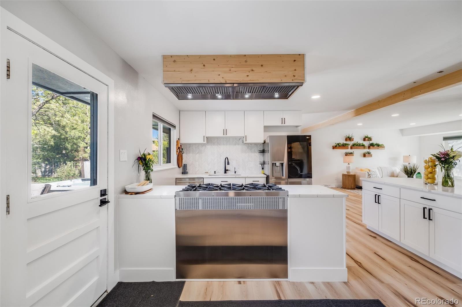 MLS Image #11 for 2764 s reading court,denver, Colorado