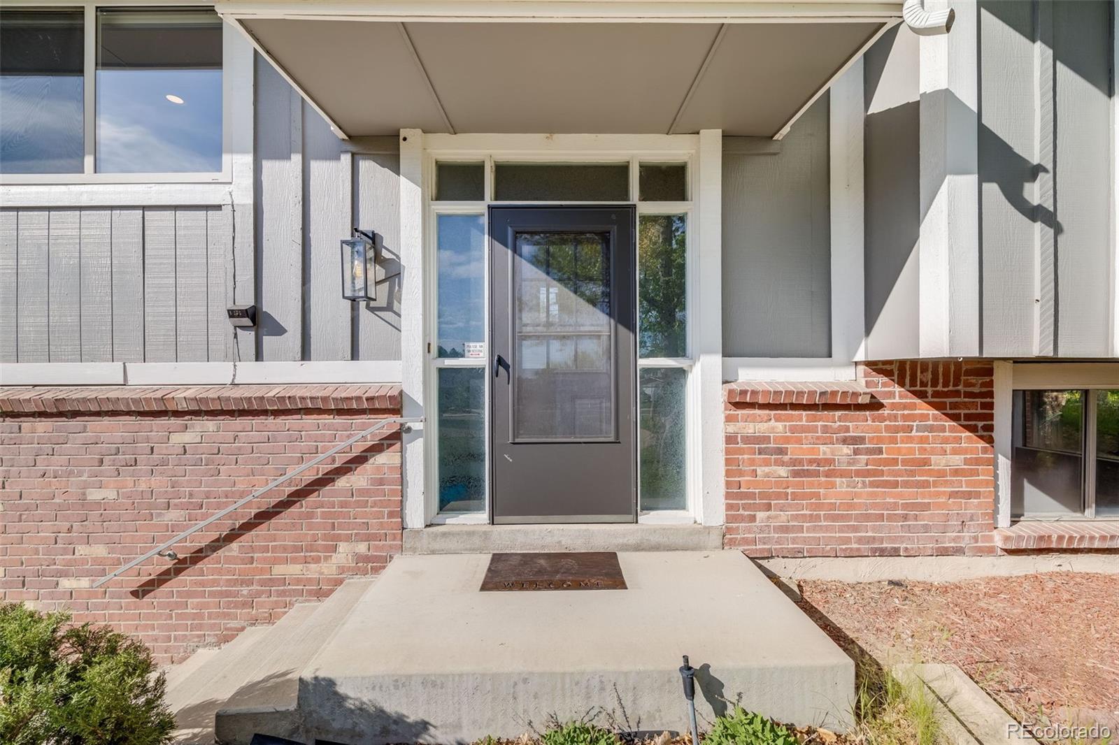 MLS Image #4 for 2764 s reading court,denver, Colorado