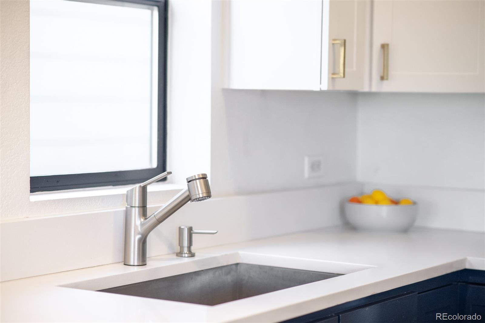 MLS Image #15 for 3069  tejon street b,denver, Colorado