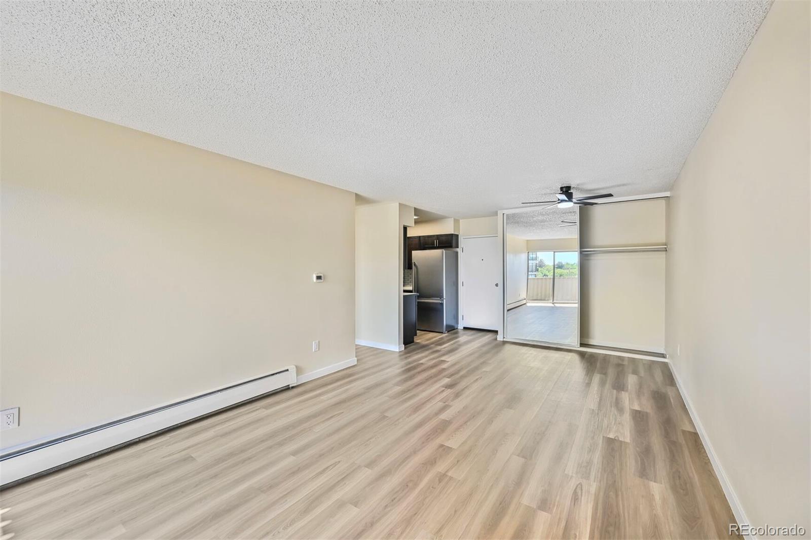 MLS Image #3 for 4110  hale parkway,denver, Colorado