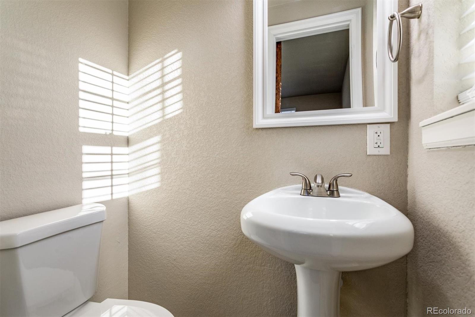 MLS Image #11 for 5500  holland drive,arvada, Colorado