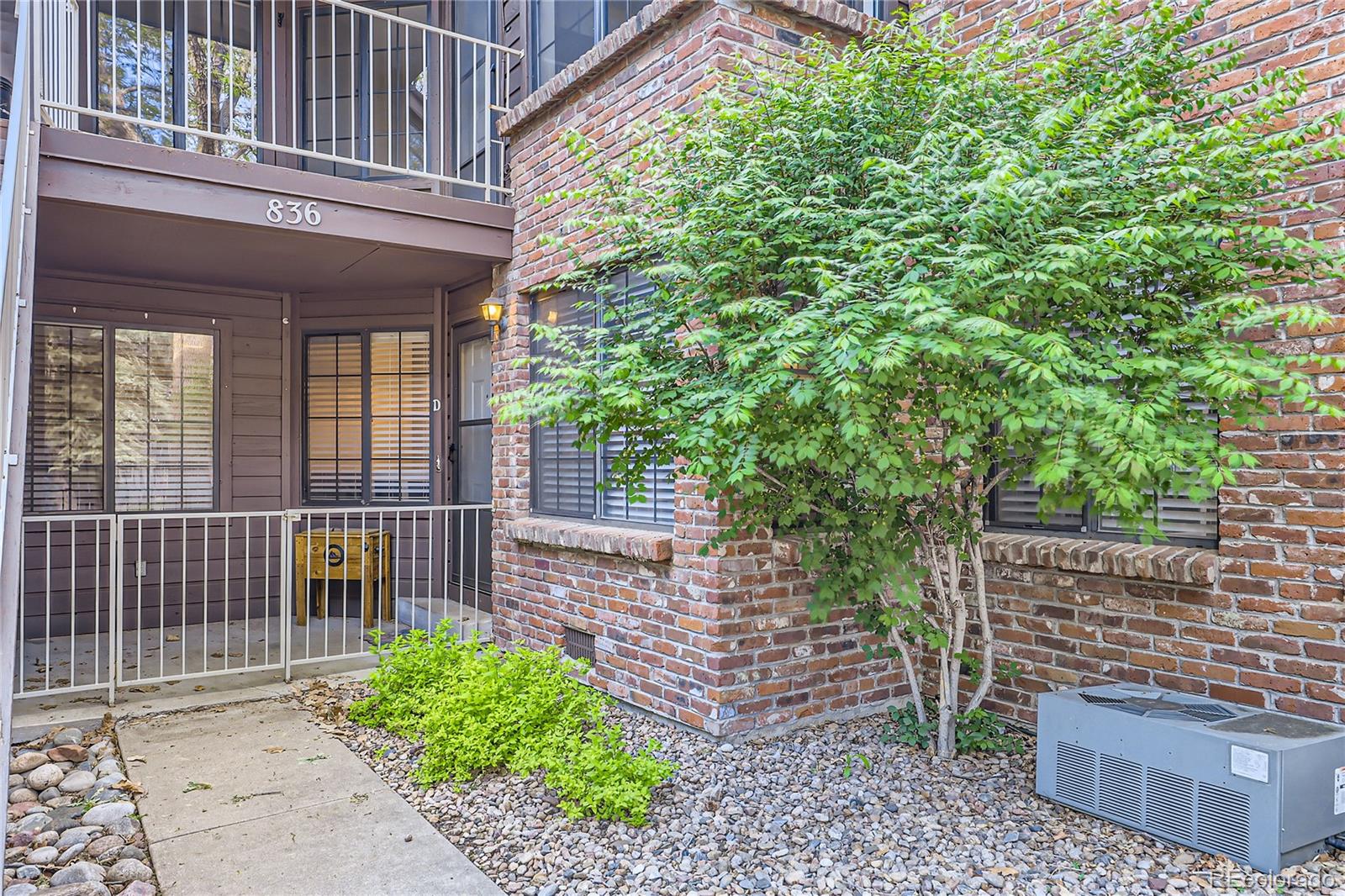 MLS Image #10 for 836 s vance street,lakewood, Colorado