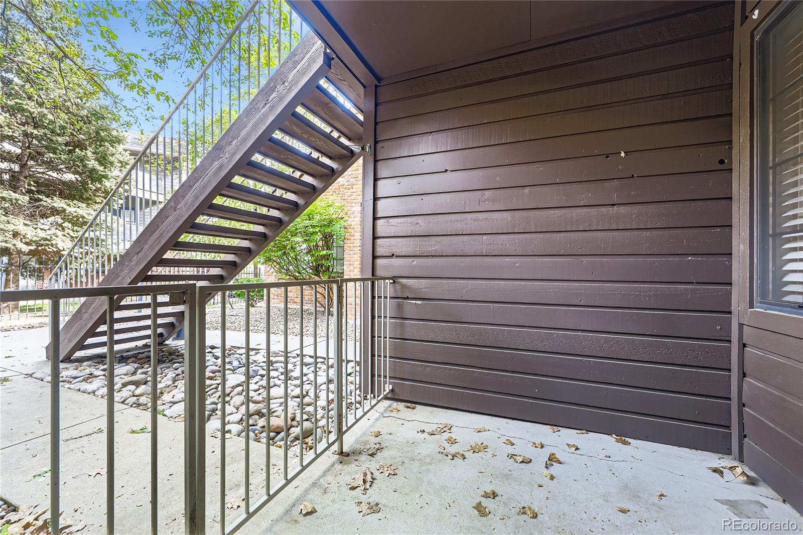 MLS Image #11 for 836 s vance street,lakewood, Colorado