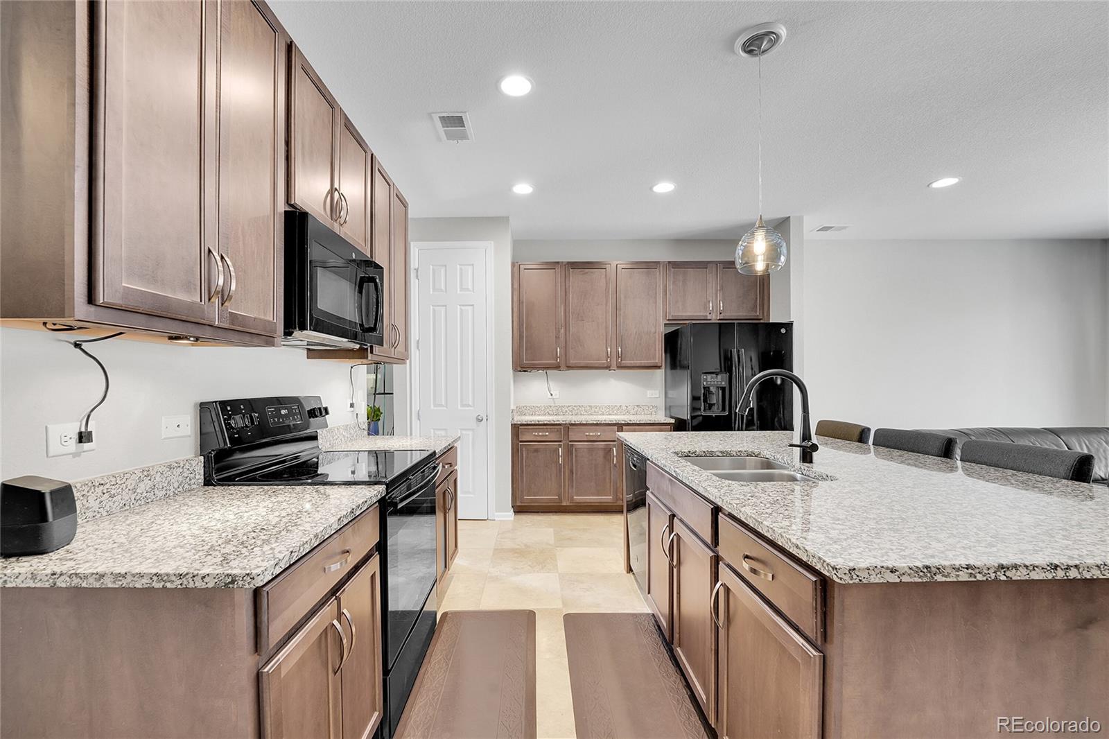 MLS Image #3 for 9635  bellaire lane,thornton, Colorado