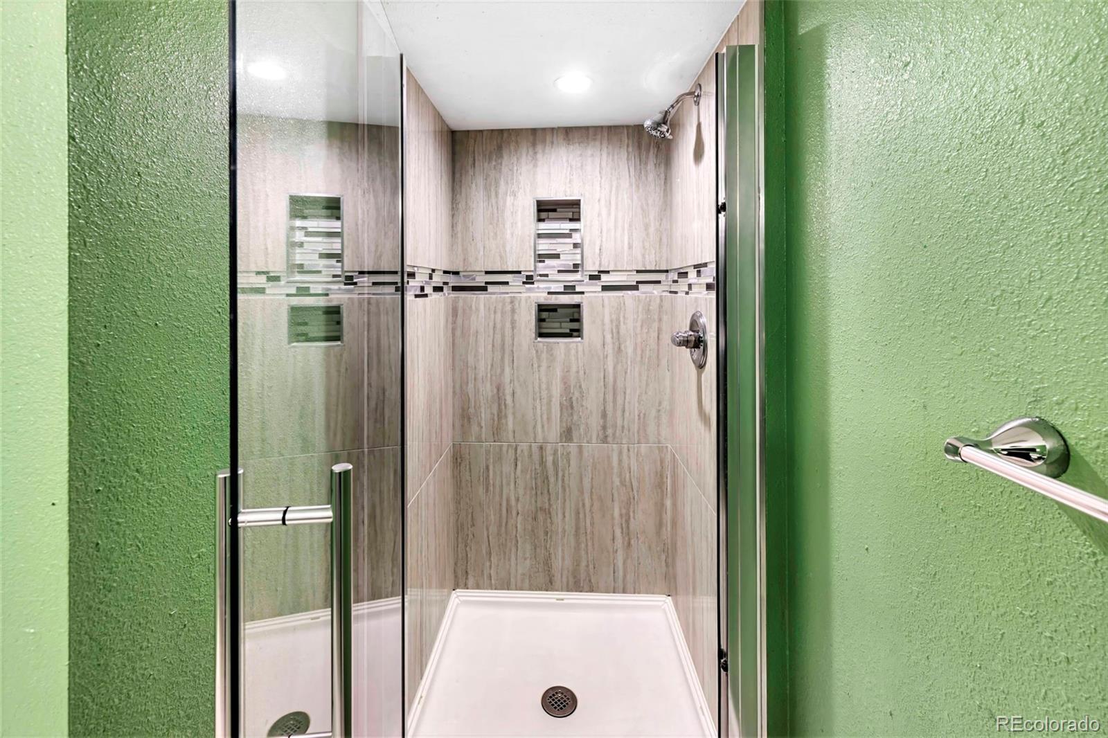 MLS Image #25 for 1209 s flower circle,lakewood, Colorado