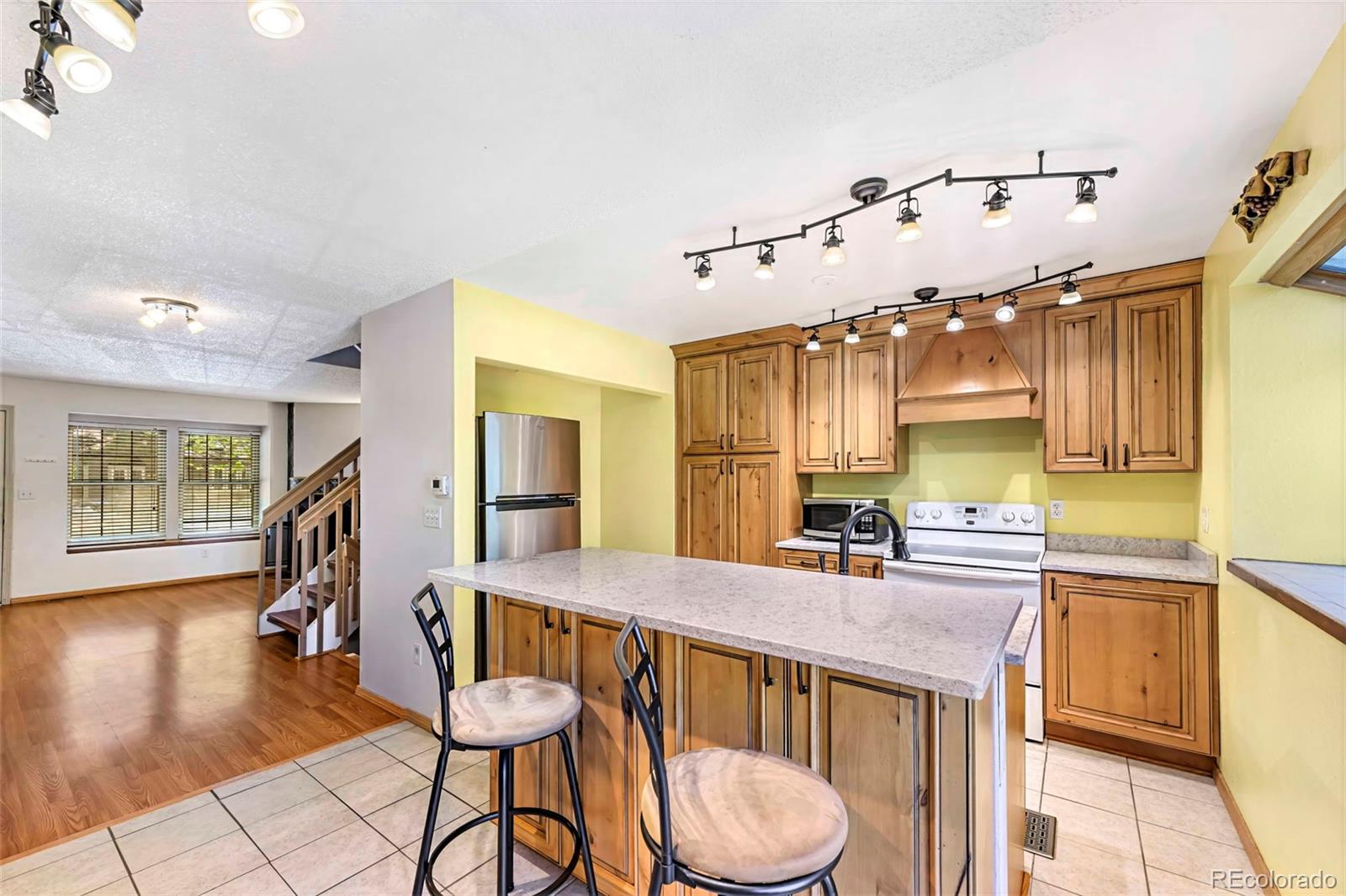 MLS Image #7 for 1209 s flower circle,lakewood, Colorado
