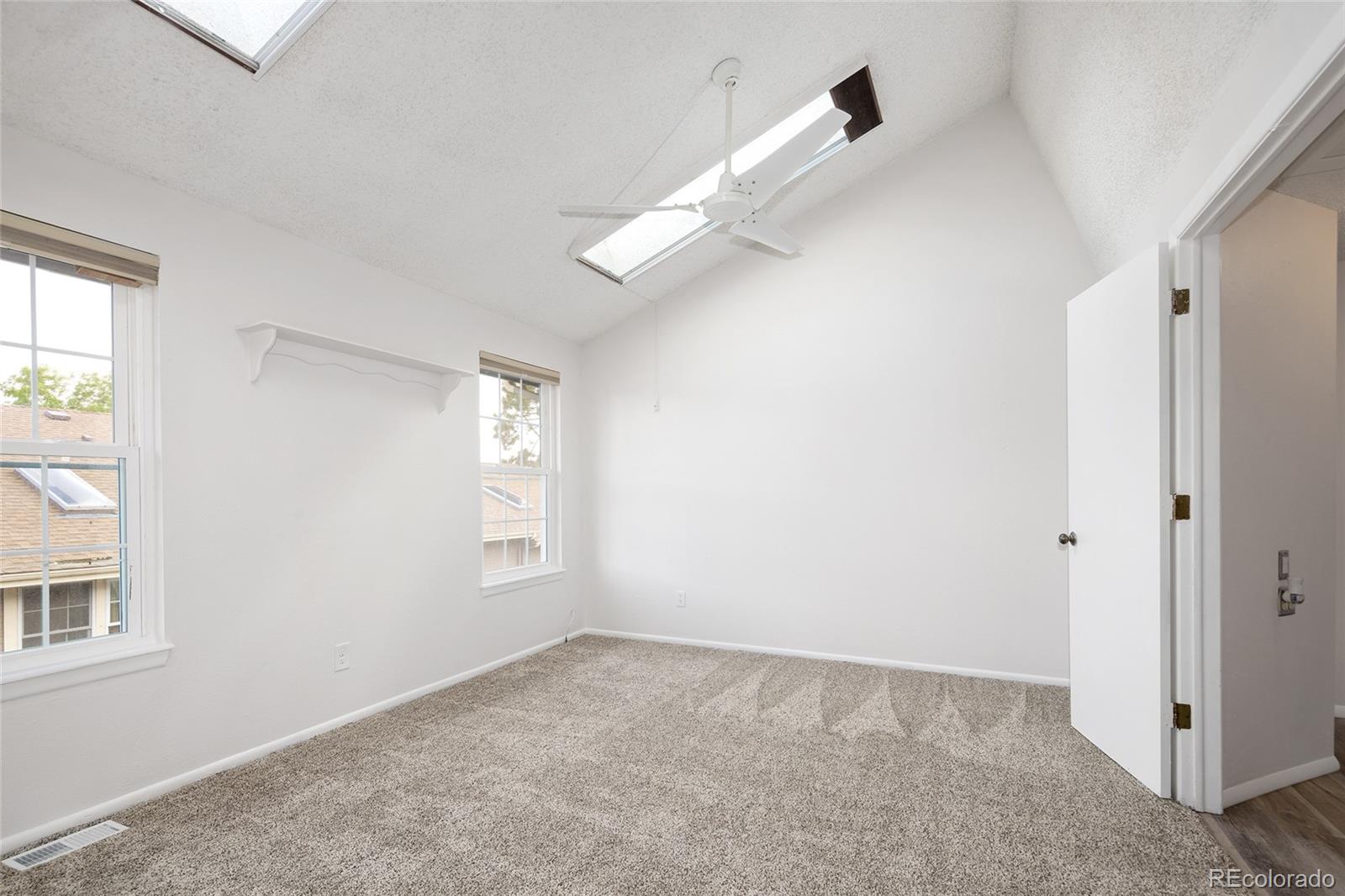 MLS Image #25 for 2082 s helena street c,aurora, Colorado
