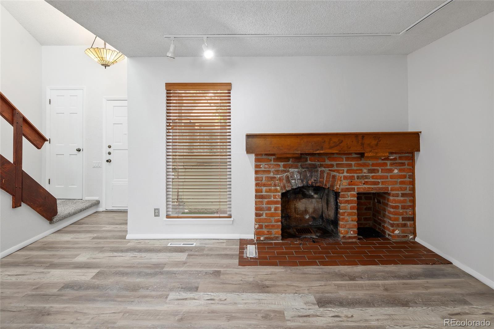 MLS Image #7 for 2082 s helena street c,aurora, Colorado