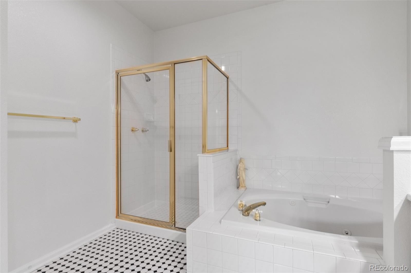 MLS Image #21 for 2032 w nantucket court,littleton, Colorado
