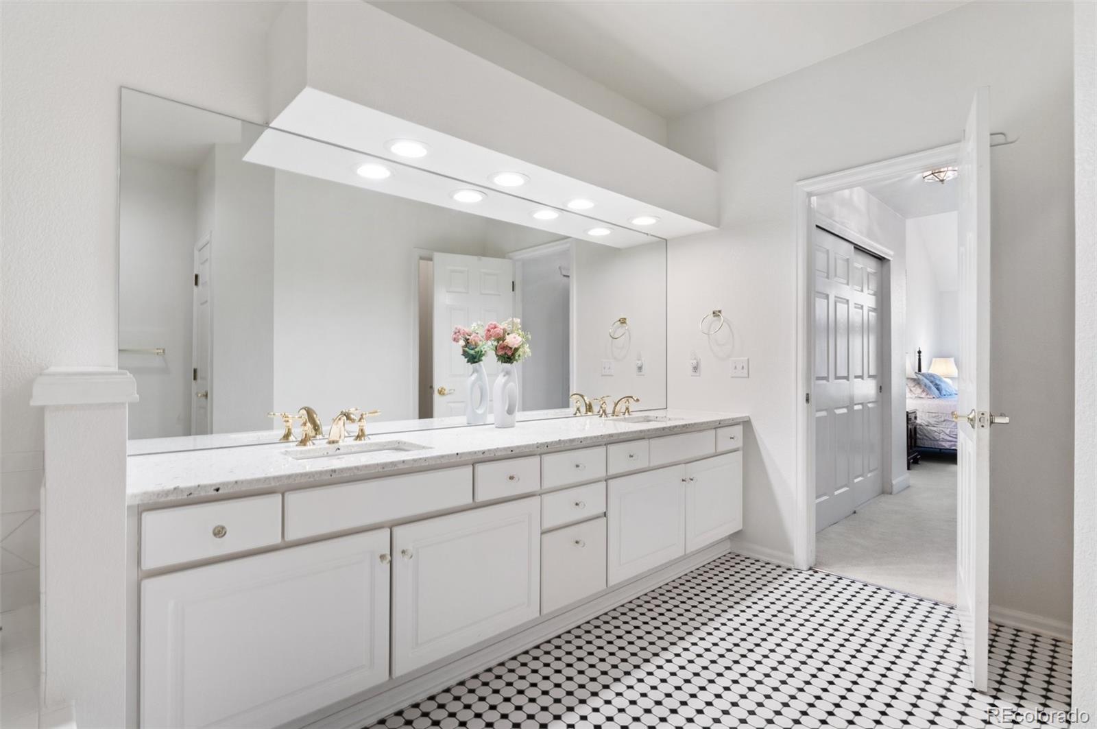 MLS Image #22 for 2032 w nantucket court,littleton, Colorado