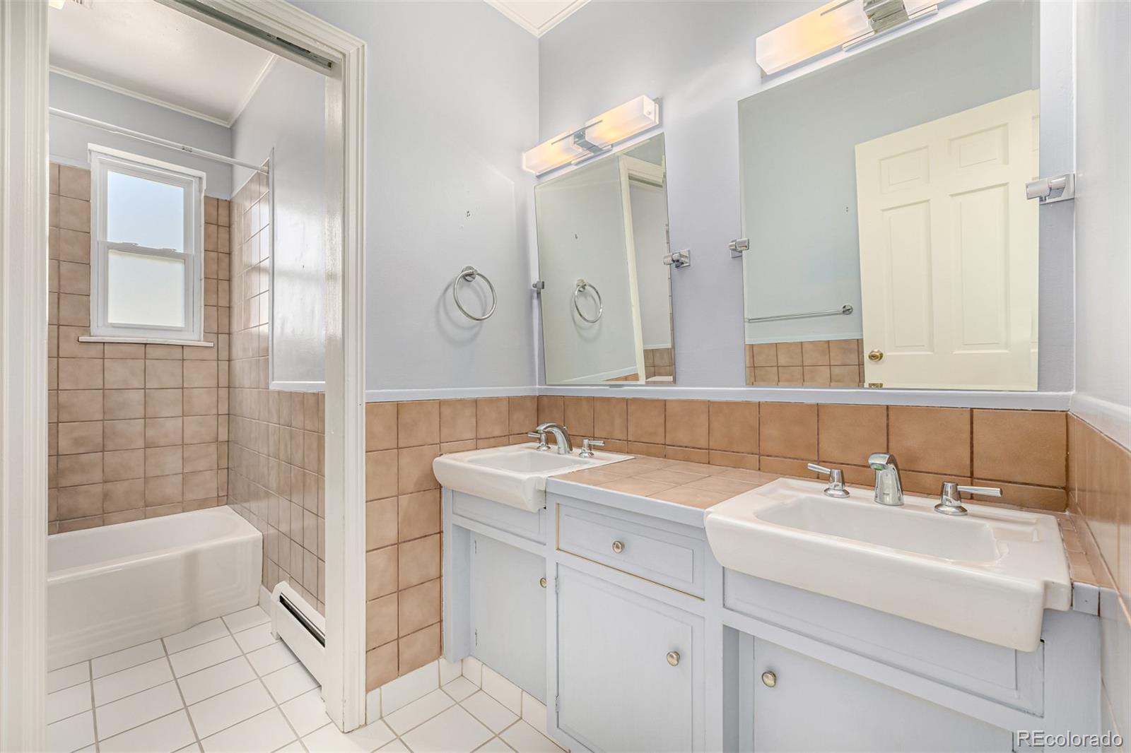 MLS Image #18 for 3756 s forest way,denver, Colorado
