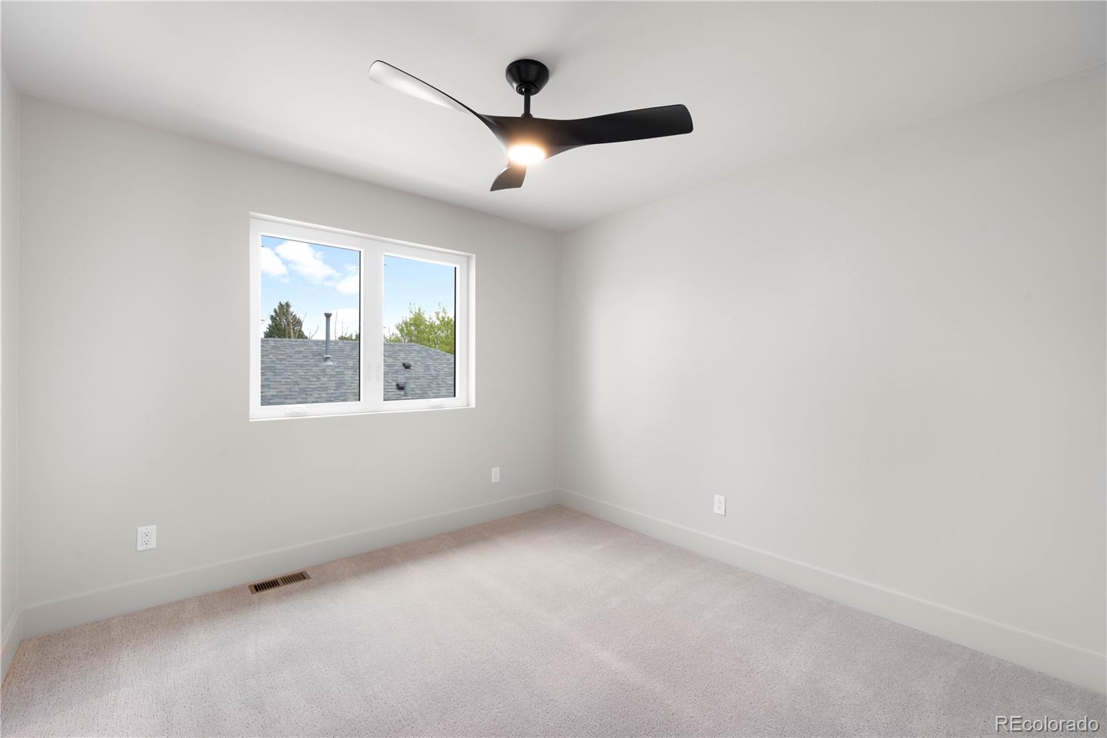MLS Image #22 for 1571  vrain street,denver, Colorado