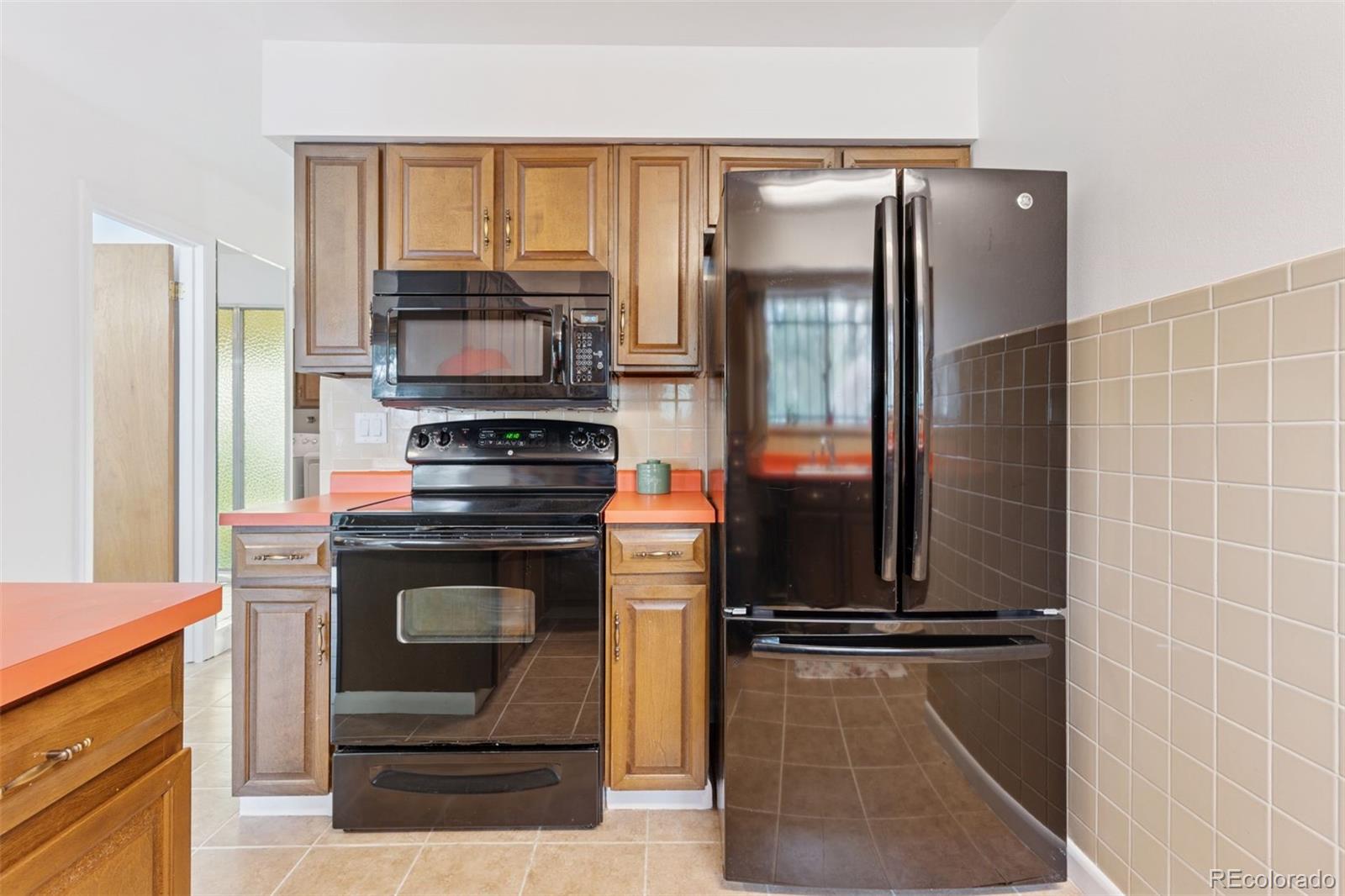 MLS Image #5 for 8484 e radcliff avenue,denver, Colorado