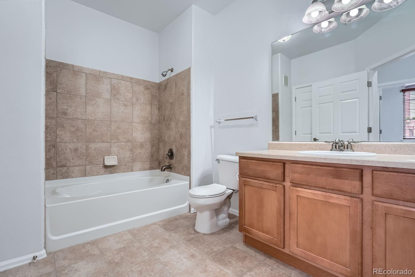 MLS Image #15 for 2705 s danube way,aurora, Colorado