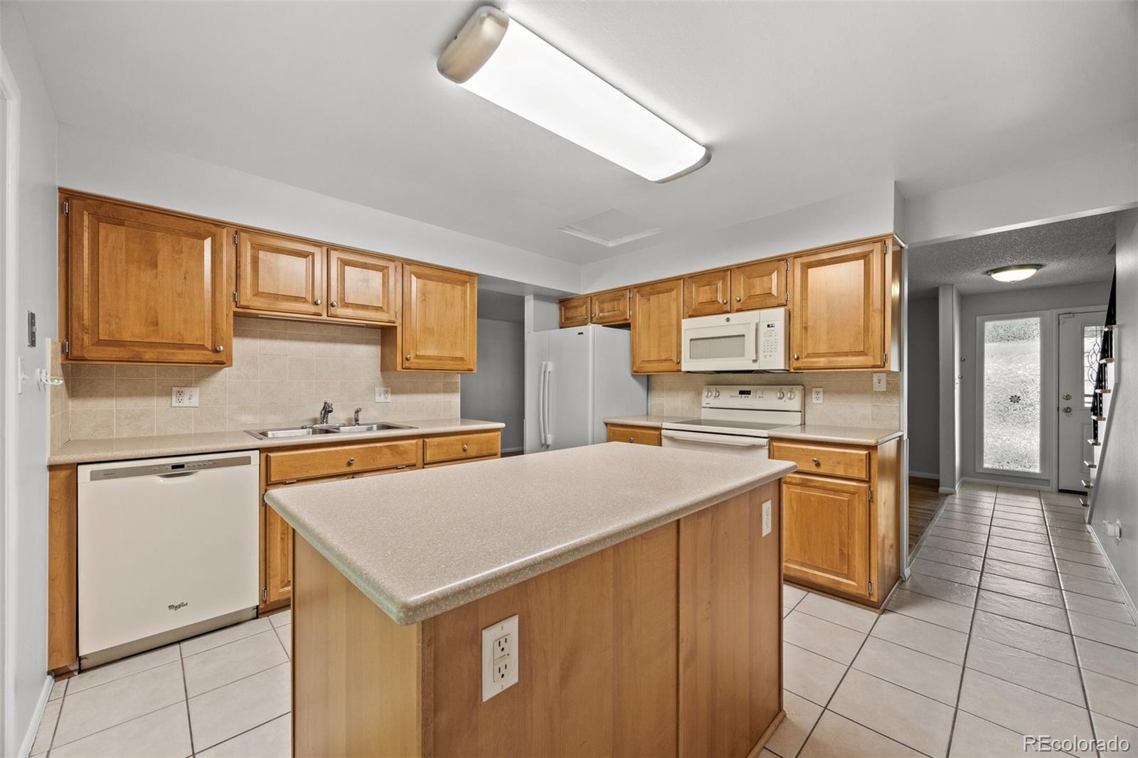 MLS Image #15 for 1844 s pontiac way,denver, Colorado