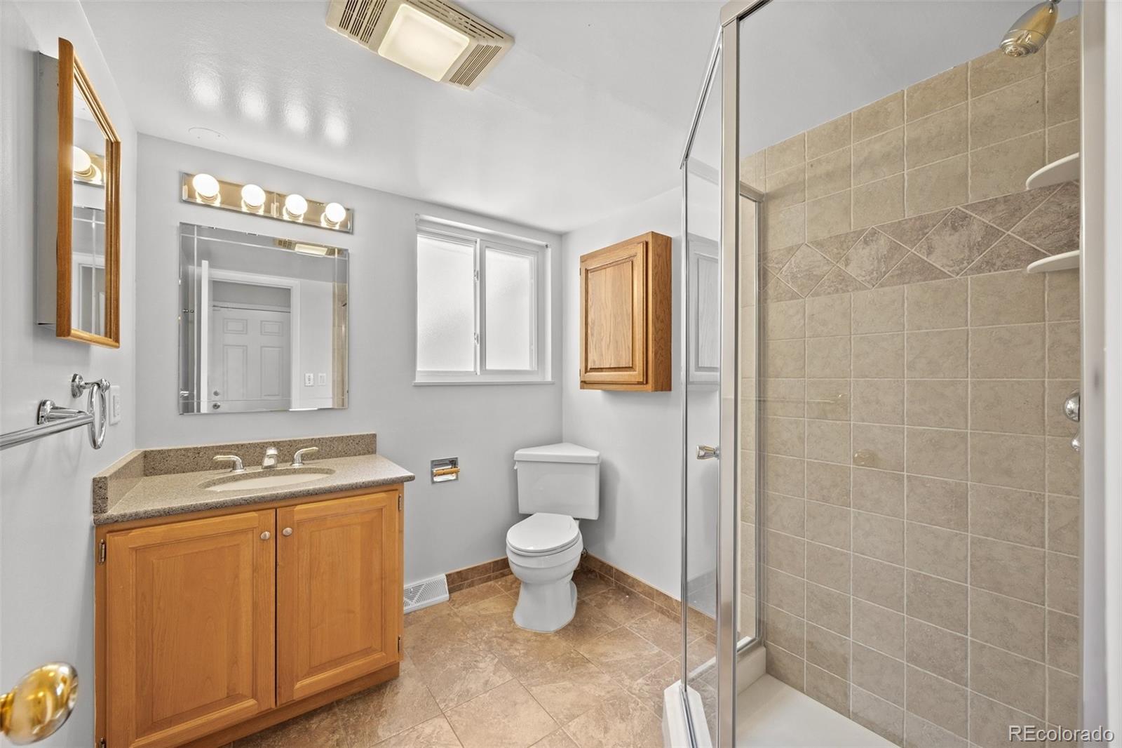 MLS Image #18 for 1844 s pontiac way,denver, Colorado