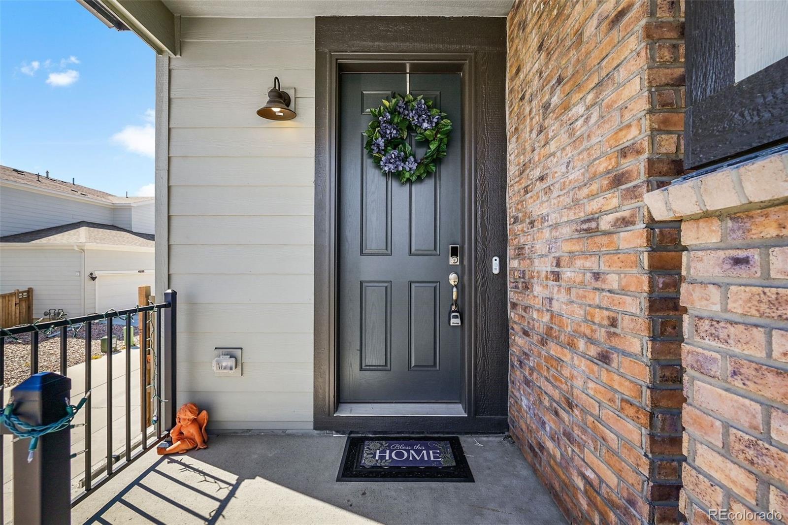 MLS Image #3 for 4581 s kipling circle,denver, Colorado