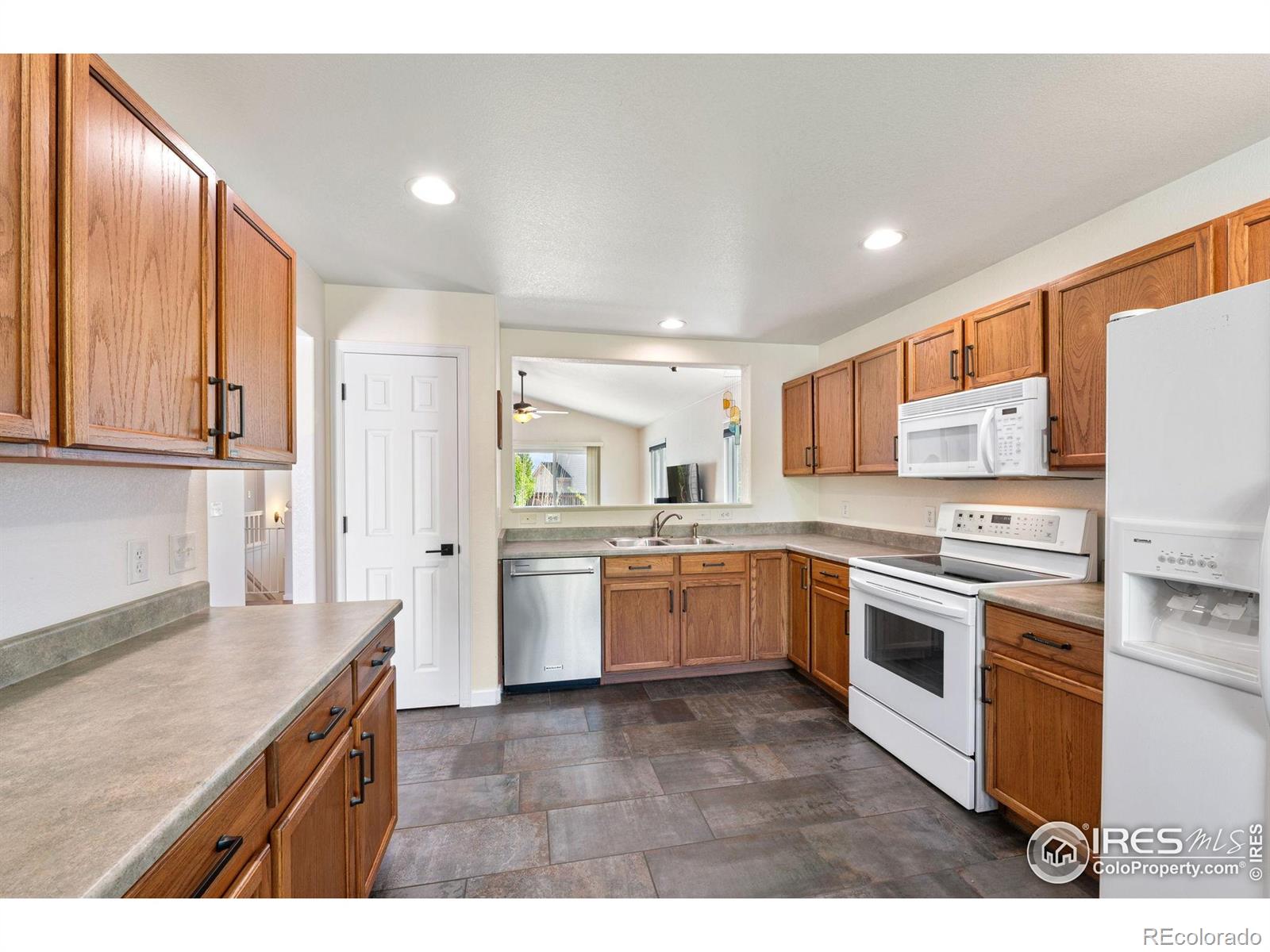 MLS Image #7 for 6721 e 114th avenue,thornton, Colorado