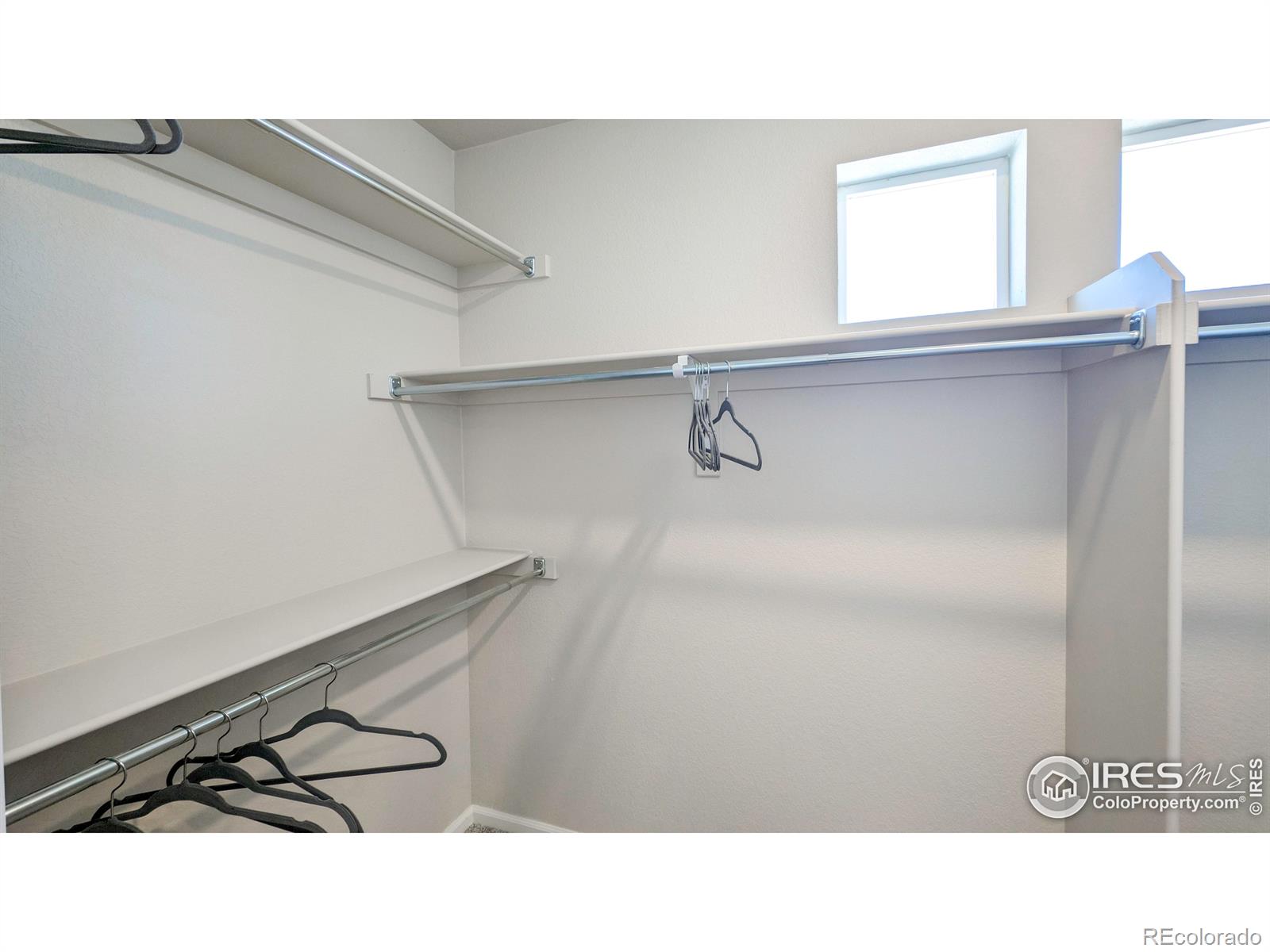MLS Image #12 for 3384  streamwood drive,johnstown, Colorado