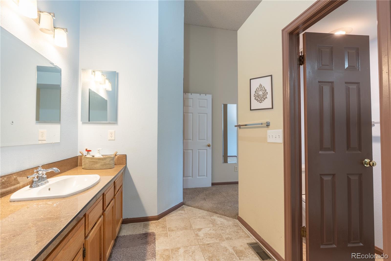 MLS Image #14 for 5555 e briarwood avenue,centennial, Colorado