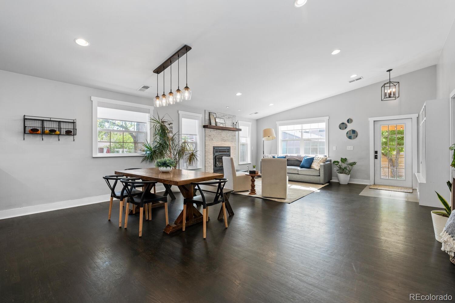 MLS Image #10 for 2385 s marion street,denver, Colorado
