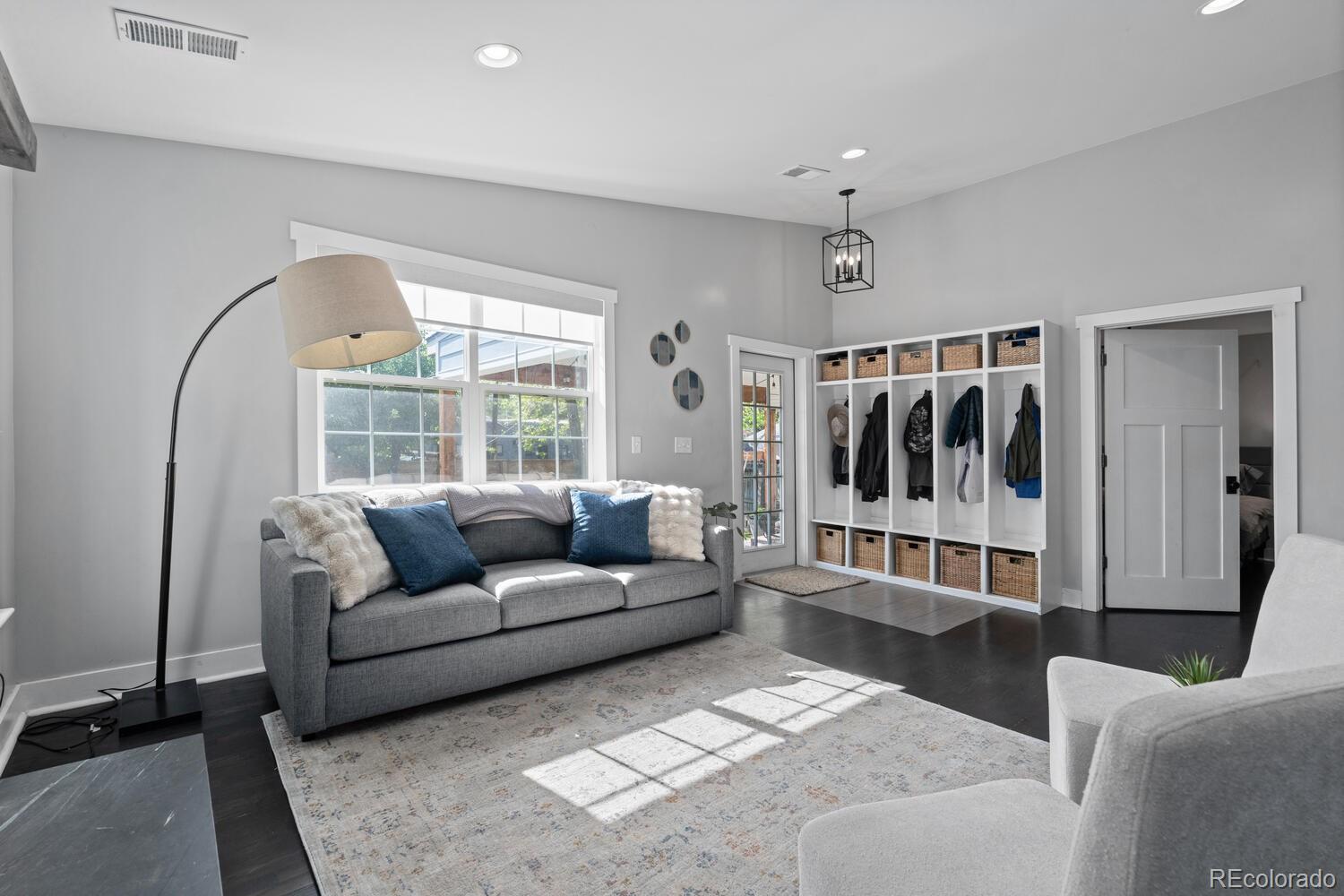 MLS Image #12 for 2385 s marion street,denver, Colorado
