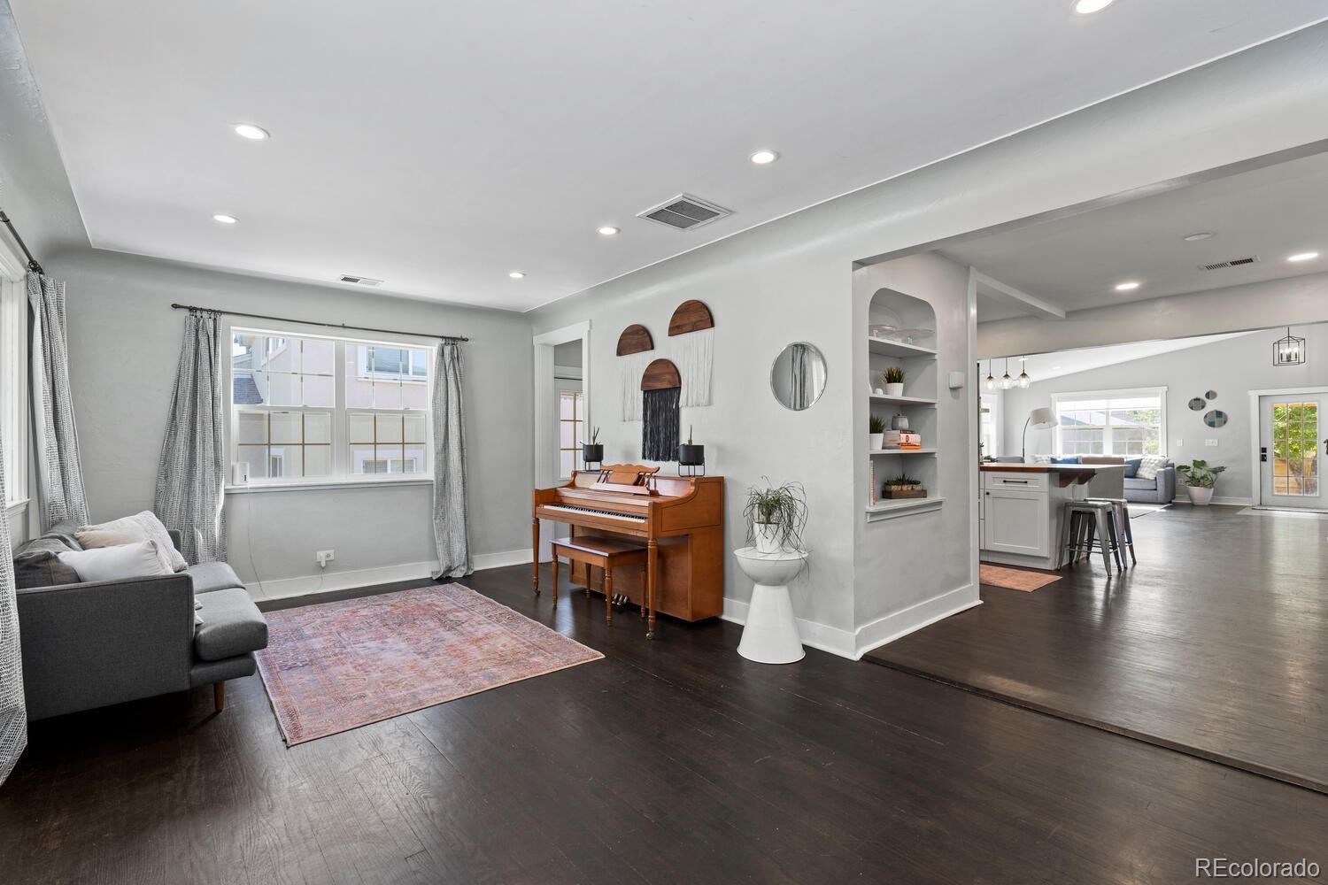 MLS Image #23 for 2385 s marion street,denver, Colorado