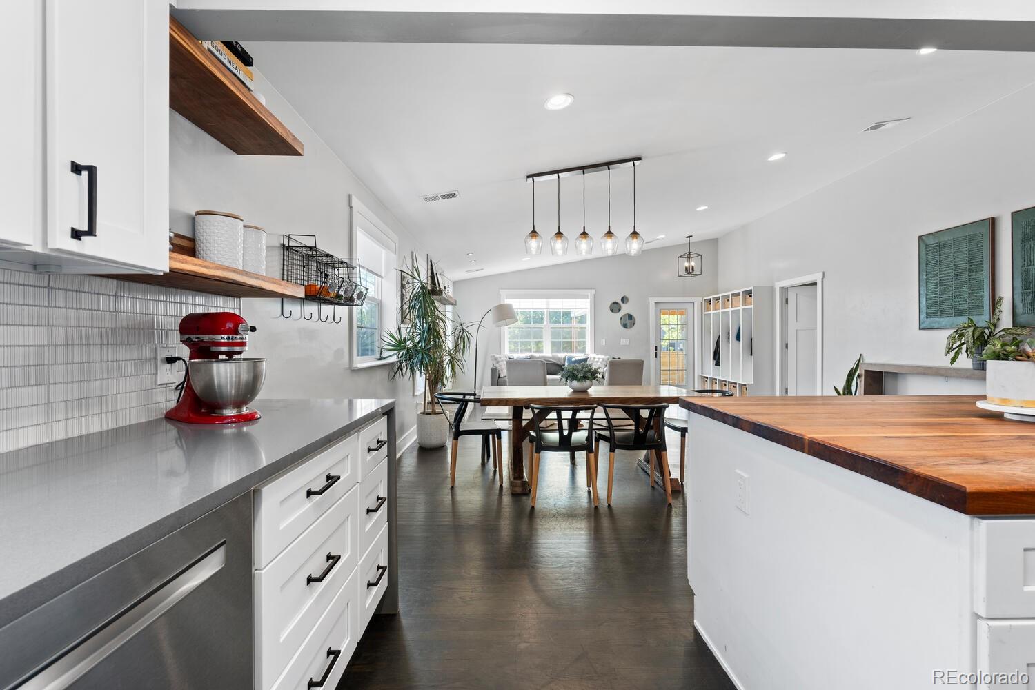 MLS Image #8 for 2385 s marion street,denver, Colorado