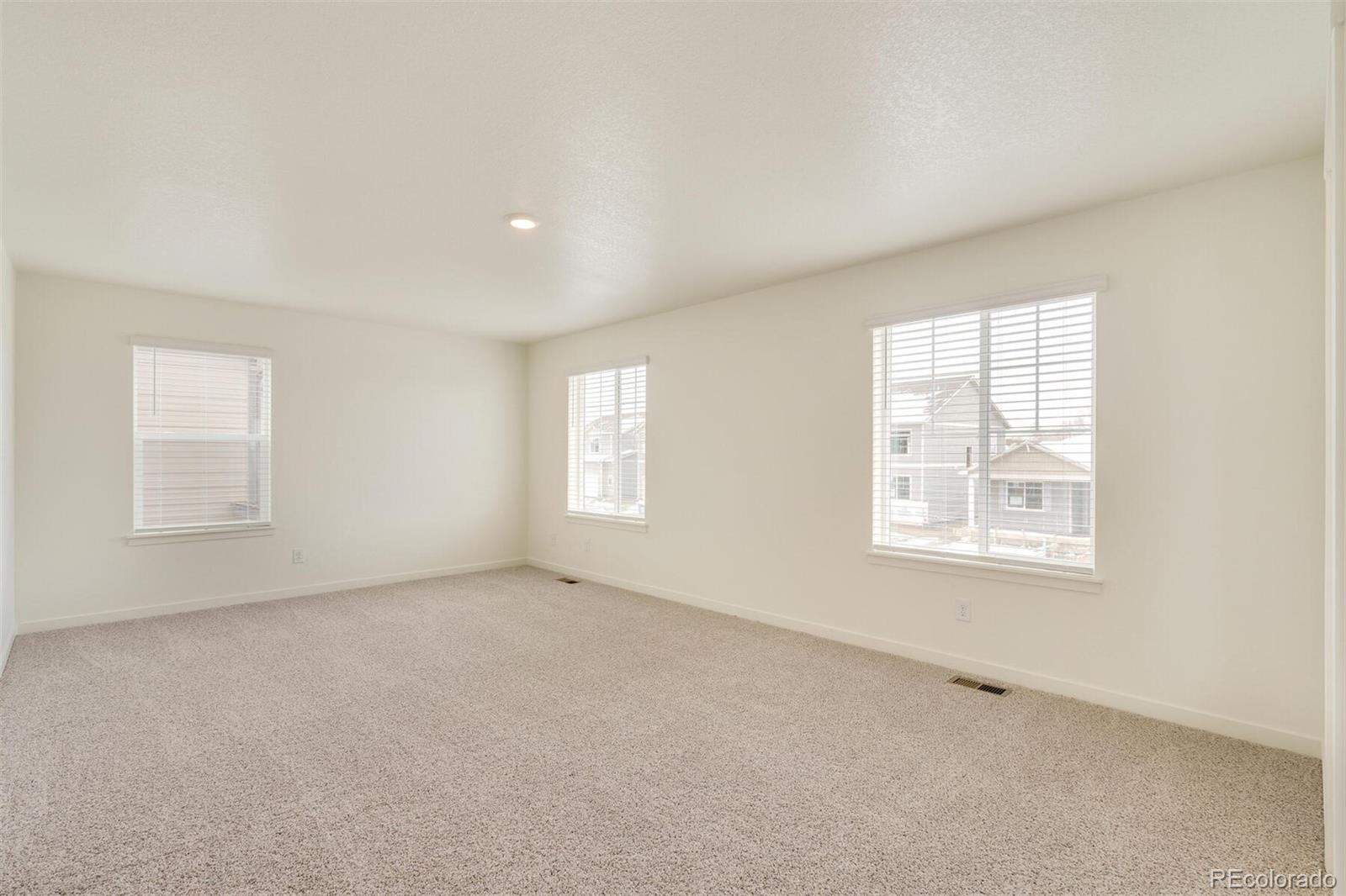MLS Image #22 for 362  hummingbird lane,johnstown, Colorado